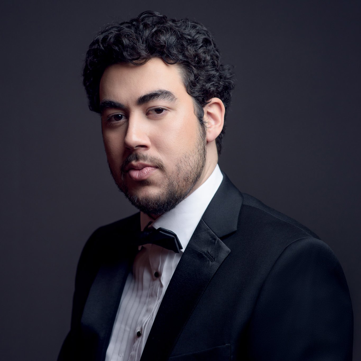 RICARDO JOSÉ RIVERA, BARITONE