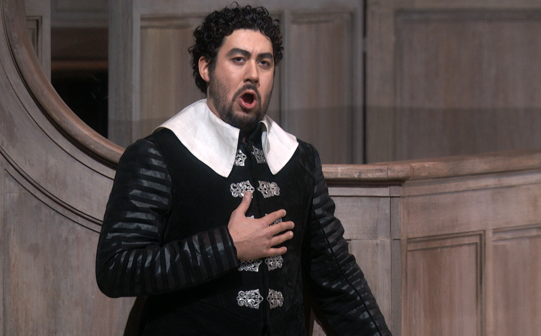  Riccardo Forth in I puritani at The Metropolitan Opera. Image: courtesy of The Metropolitan Opera 