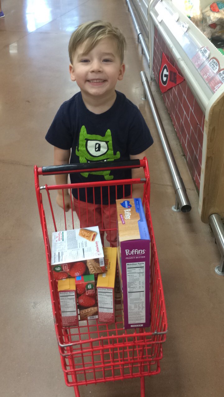 Is there anything cuter than a little person with a tiny buggy?!