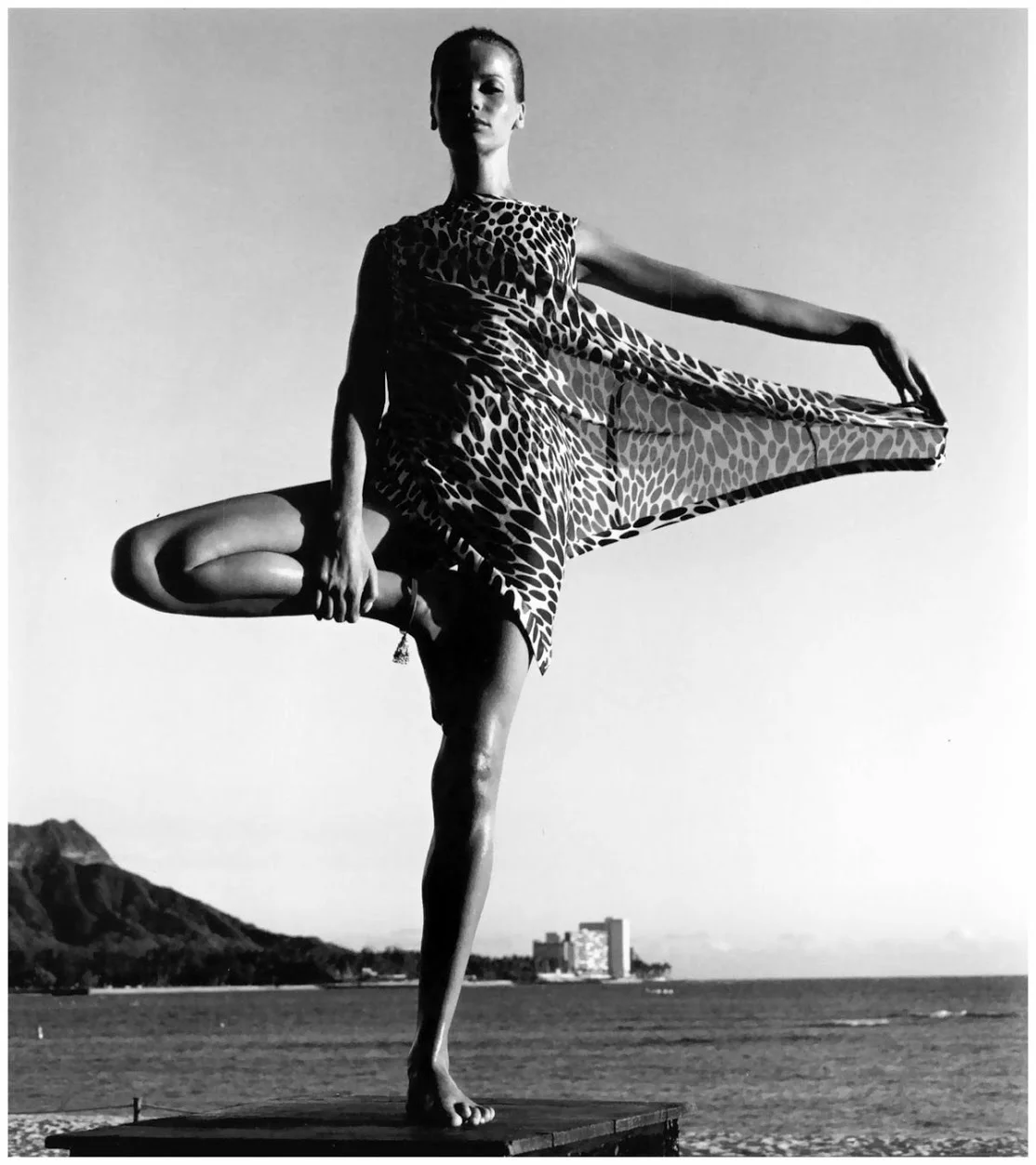 Fashion model Veruschka in Tree Pose. 1960s.