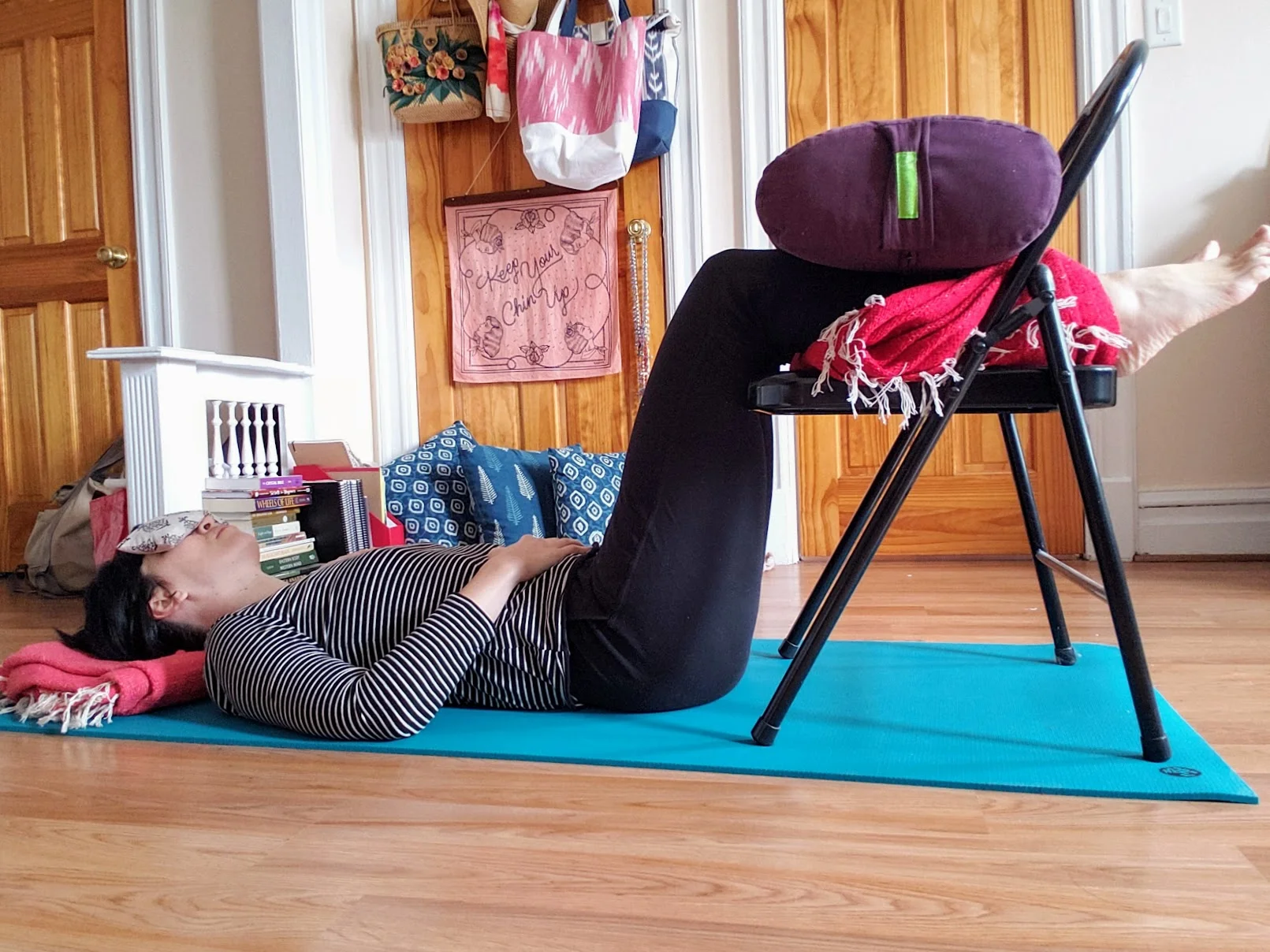 legsuponachairposeklpyoga.jpg