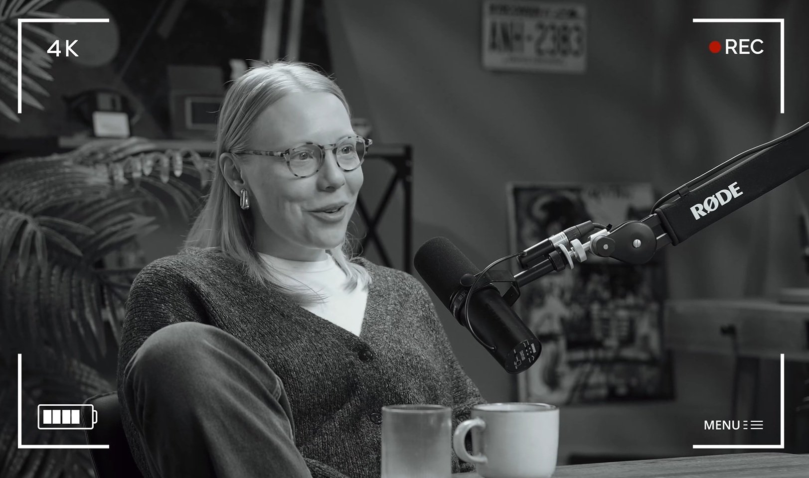 Скандалы, шрамы, съёмки фильма для Netflix и мексиканская акушерка: беседа с психологом