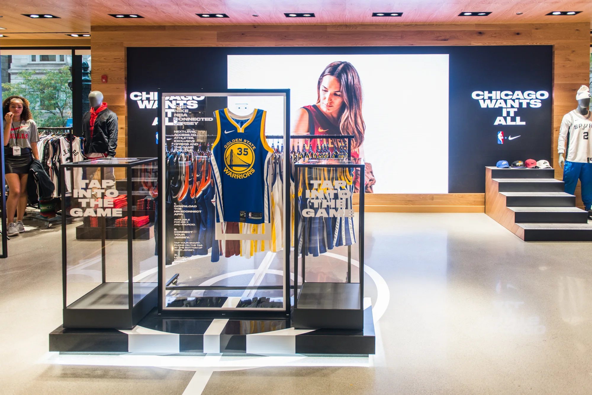 ChampsSports_Chicago2017-032-0354 copy.jpg