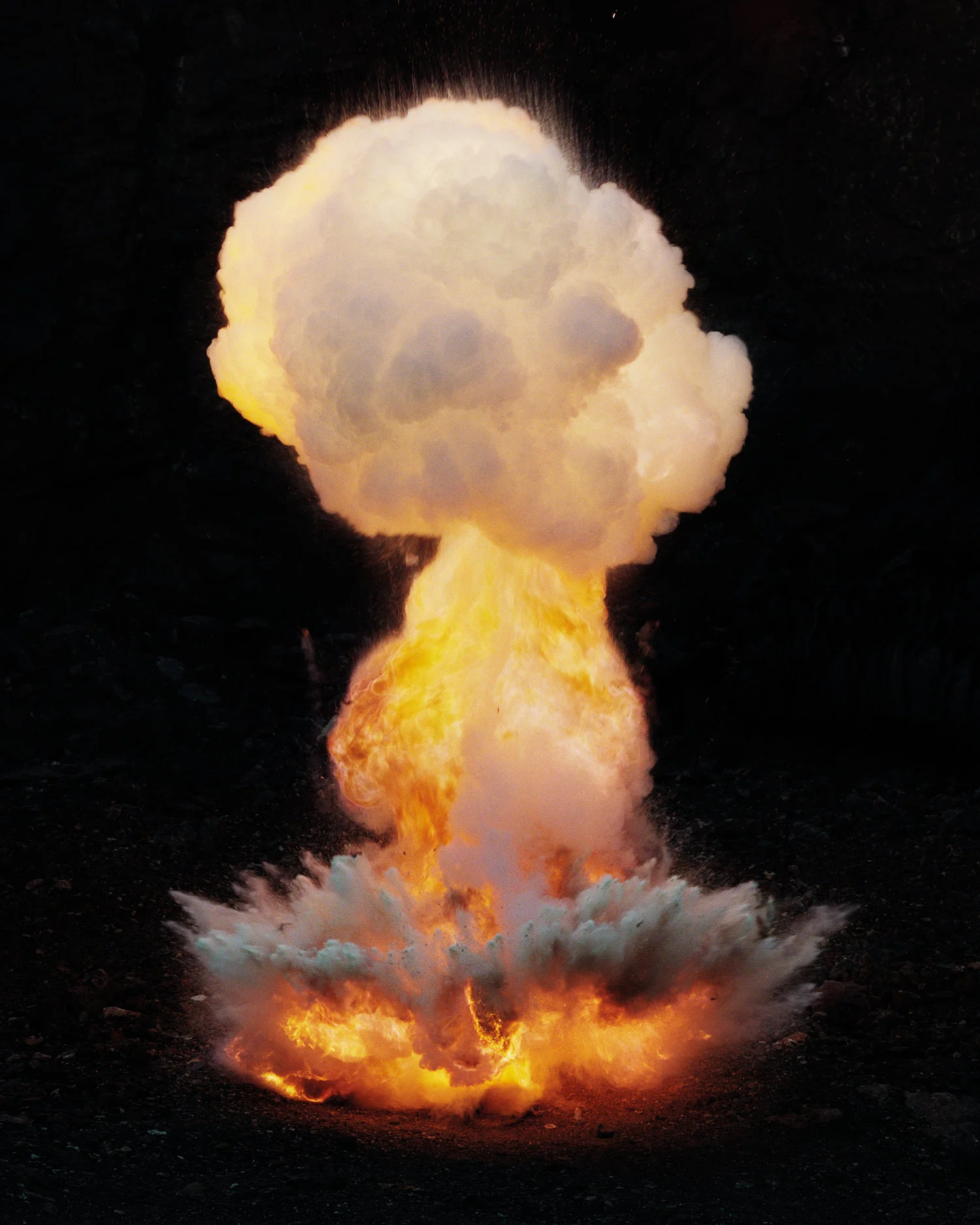 Explosion_D_CMYK_500.jpg