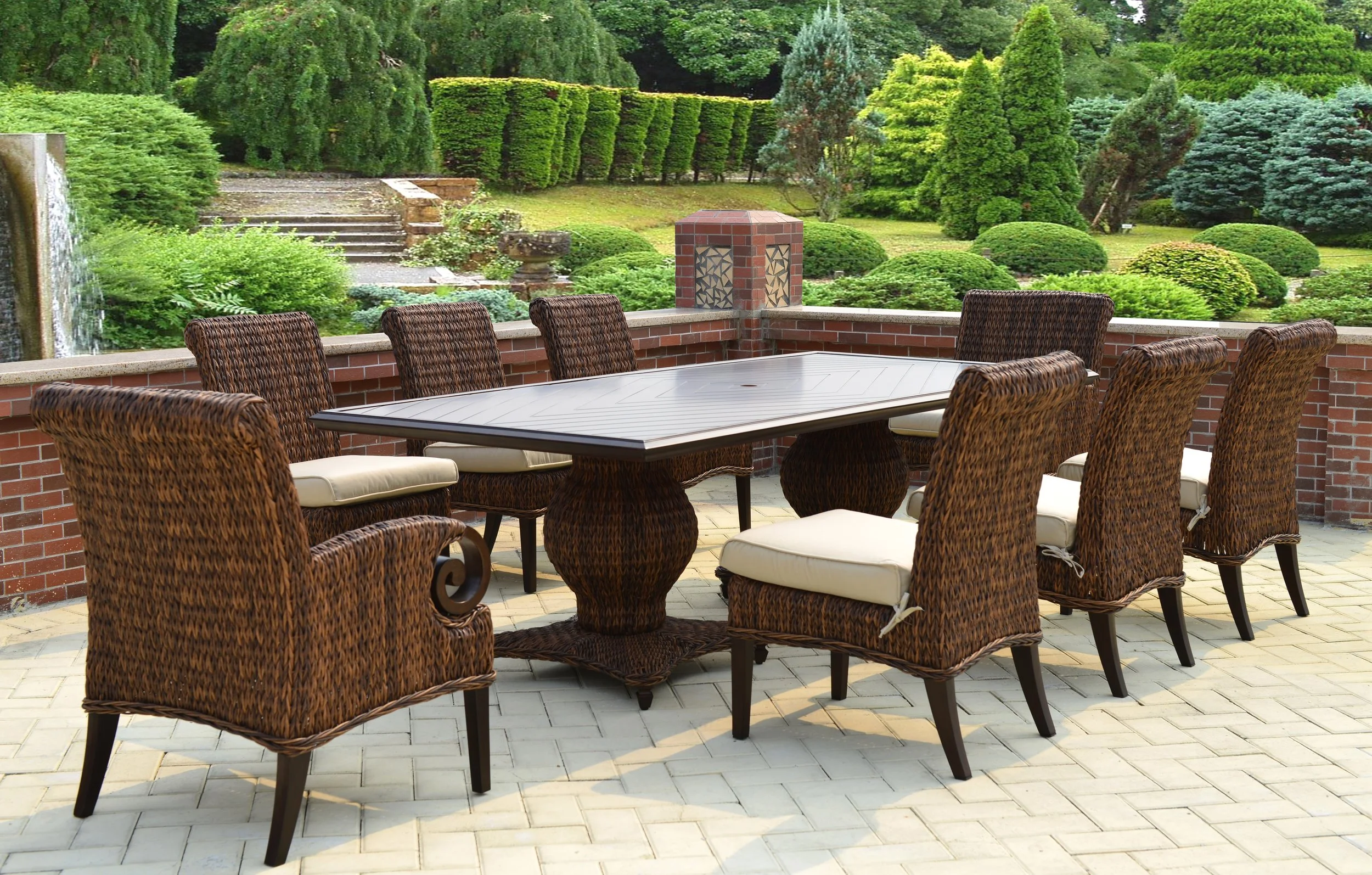 Antigua Dining Set with Aluminum top.jpg