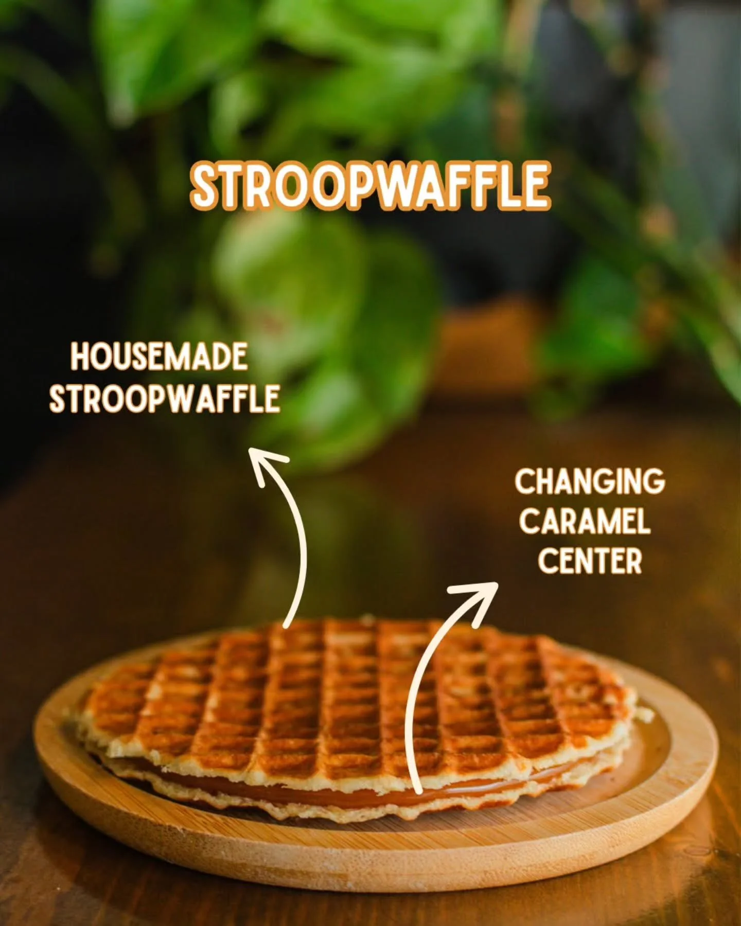 🍂☔ Stroopwaffle ☔🍂
Our second item of the Fall Food Fest. A housemade stroopwaffle with a changing caramel center. We have started the second flavour today which is an apple cider caramel.
There is also a vegan version, both have gluten. 
We will p