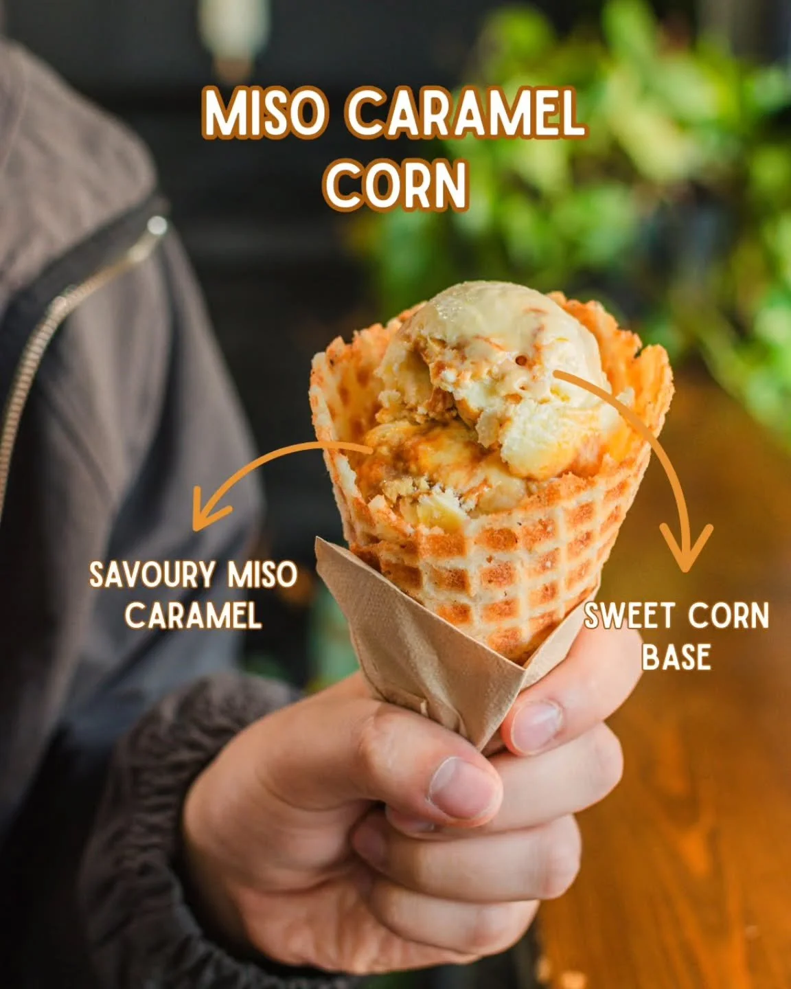 One of our new seasonal flavours is the 🌽 Miso Caramel Corn 🌽

Congratulations to the Lo family for winning the prize of inventing a Melt seasonal flavour! ✨ 

It's a savoury miso caramel swirled into a sweet corn base. It's bold, different and div