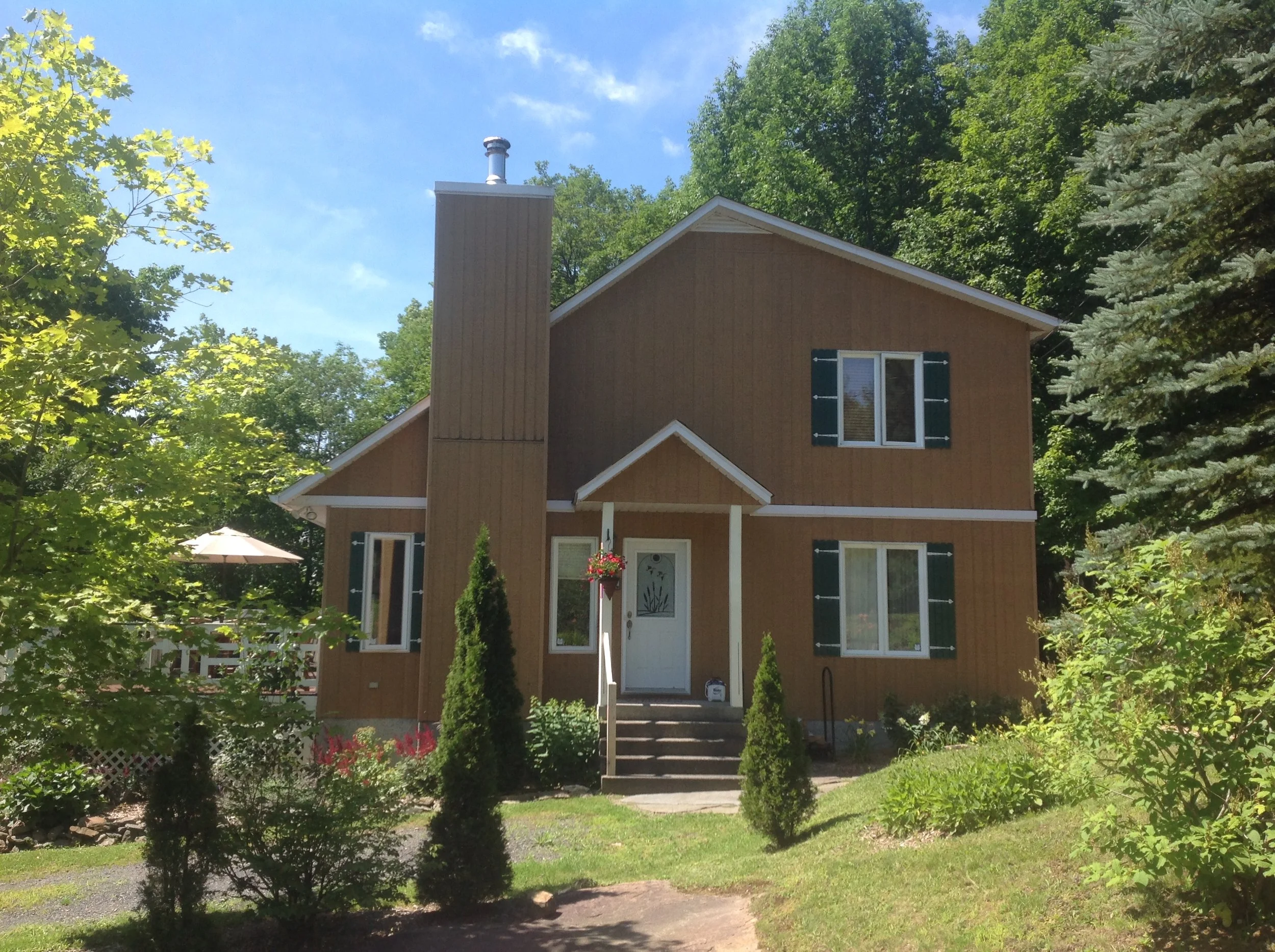 Revetement exterieur - Shefford - Oxford Design - Design interieur - Projet Mikan - AVANT 3