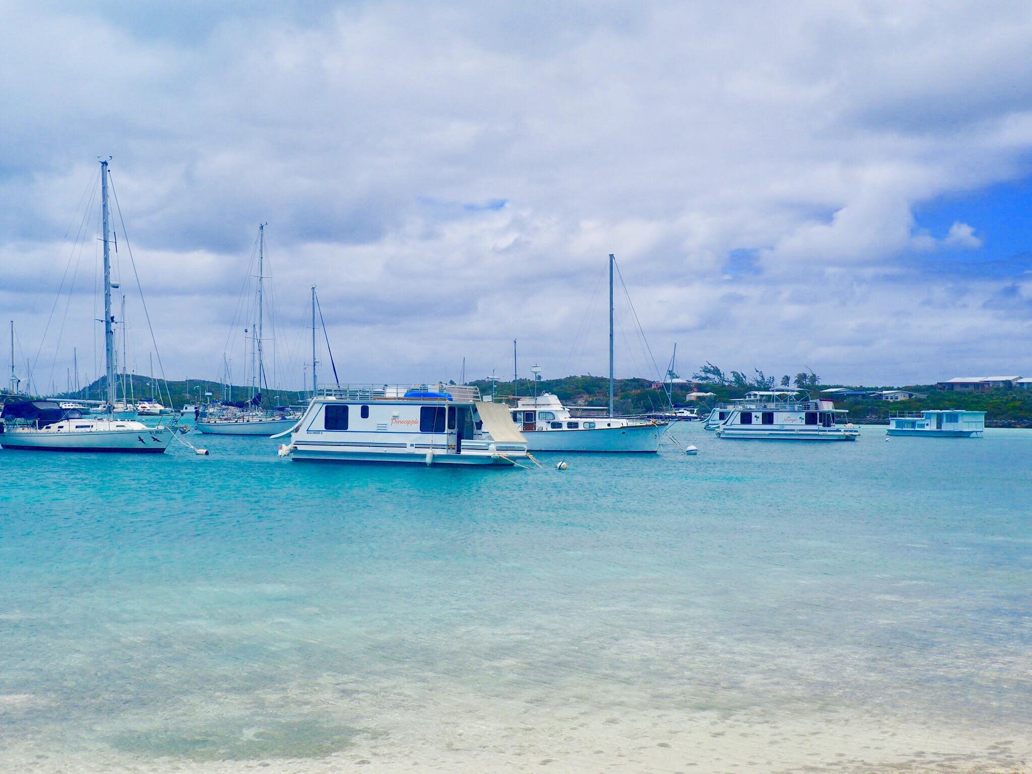 Sailing Life Day 33: Maundy Thursday in George Town, Exumas, Bahamas