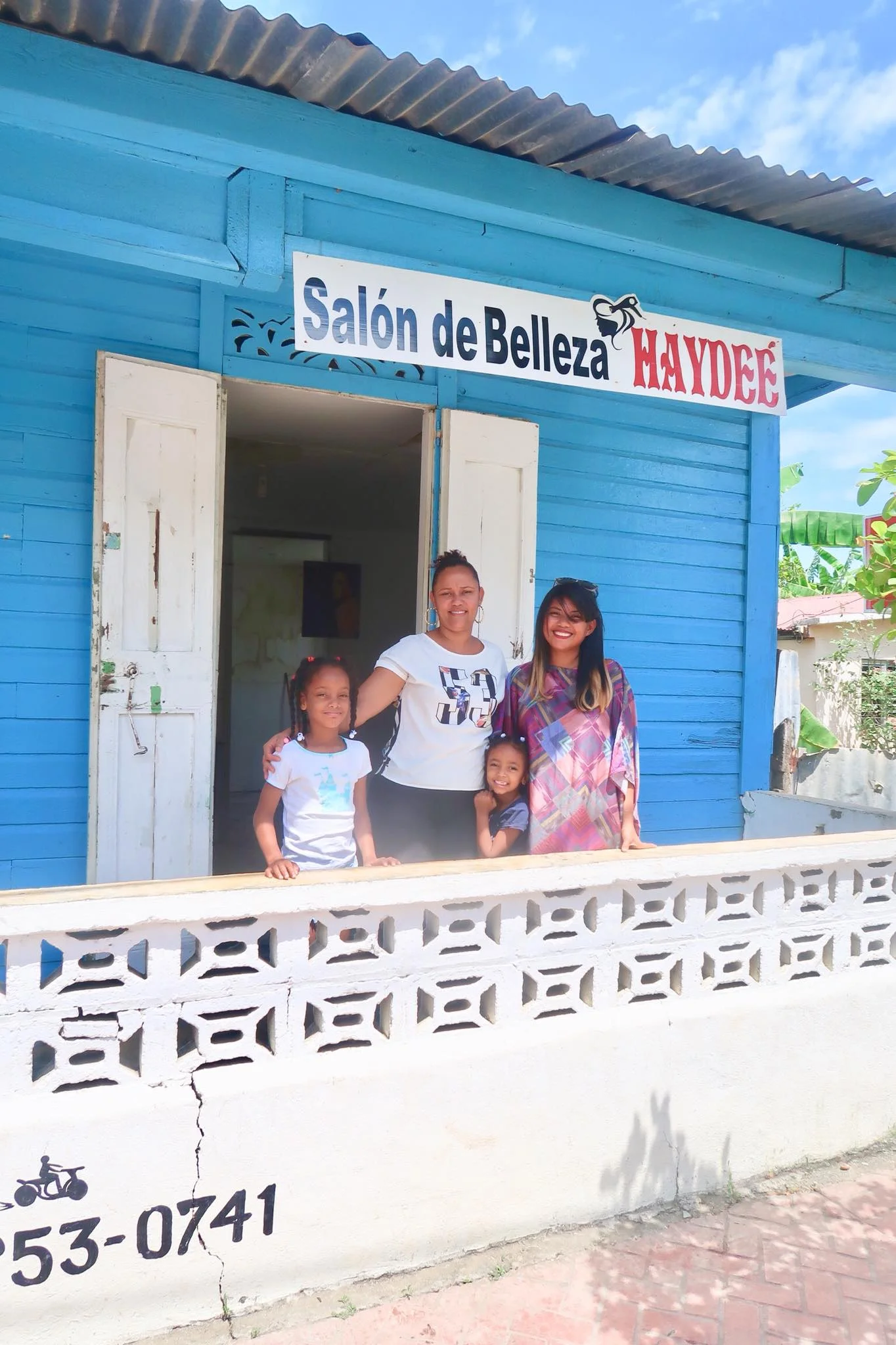 Sailing Life Day 50: Sunday Mass and Relaxation Day in Luperon, Dominican Republic!