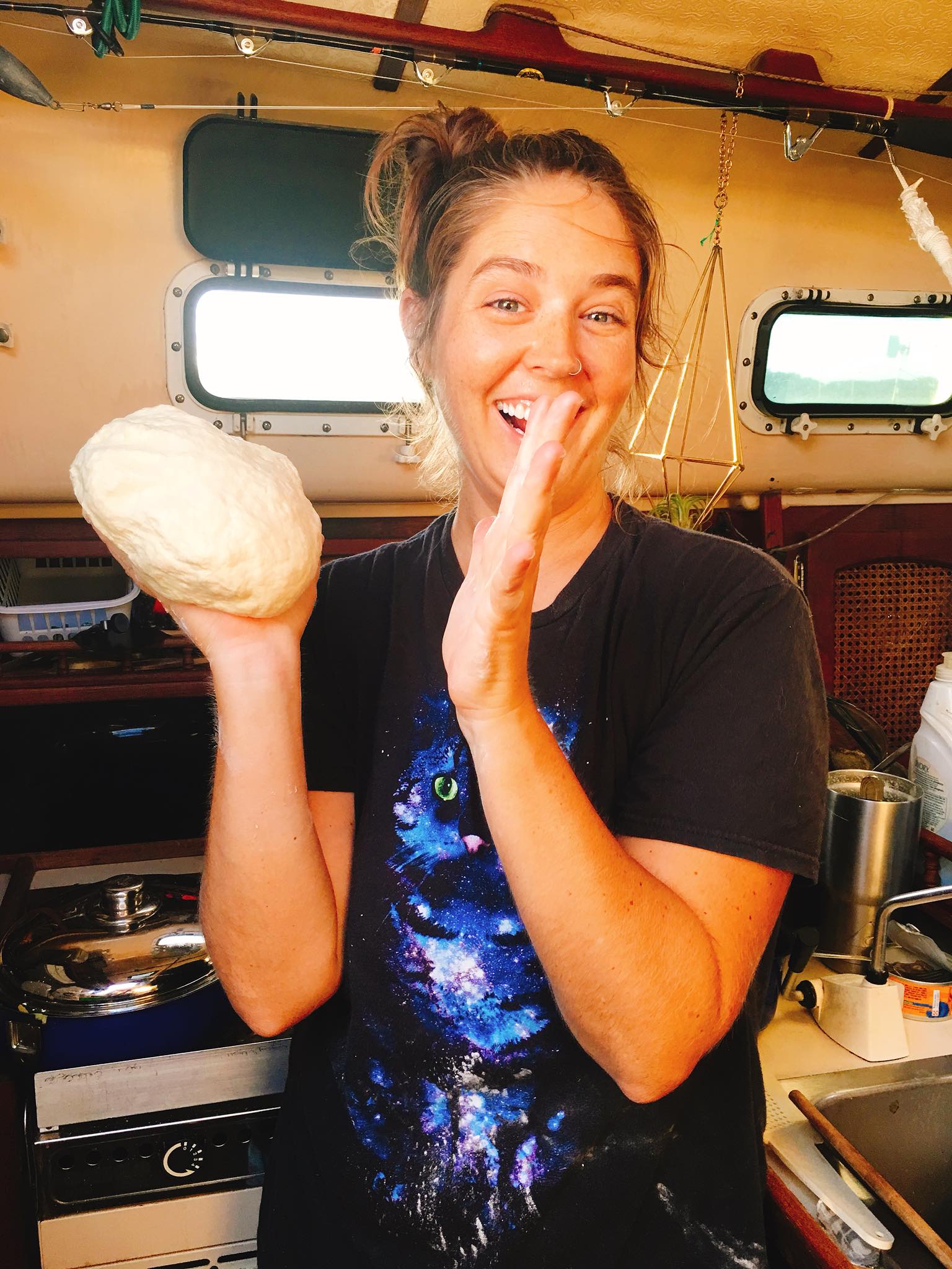 Sailing Life Day 76: Learning how to make homemade bread on the boat! 🤗