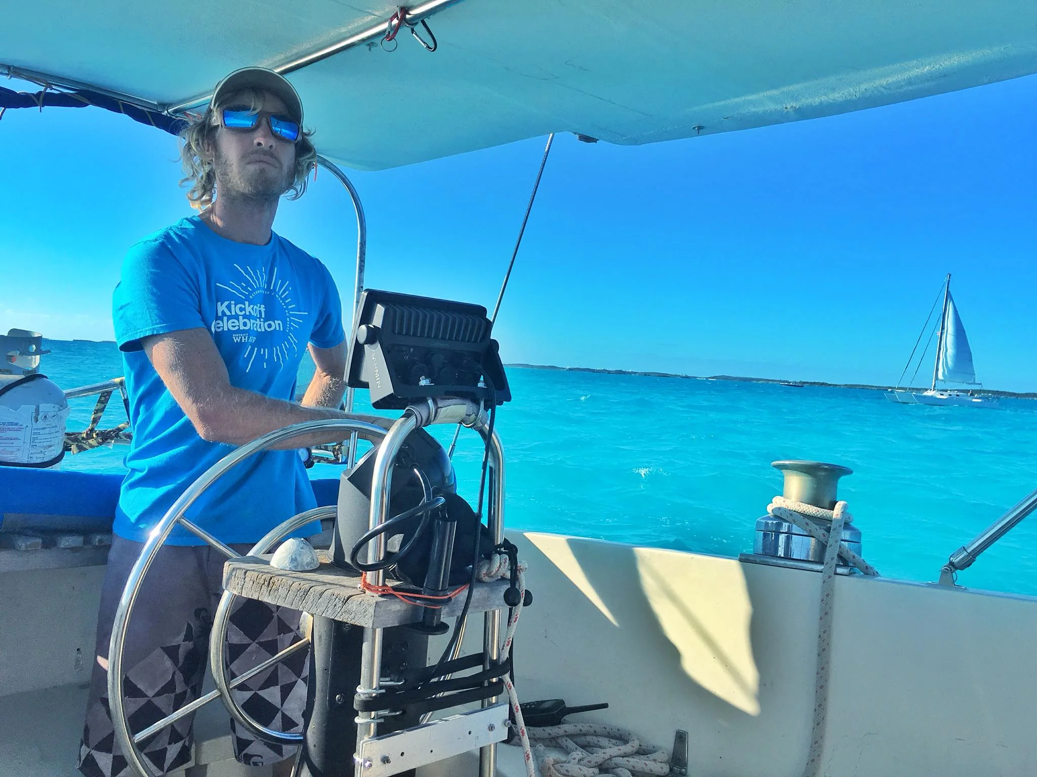 9 Questions You Should Ask Yourself Before Buying A Sailboat and Live on a Boat Full-time!