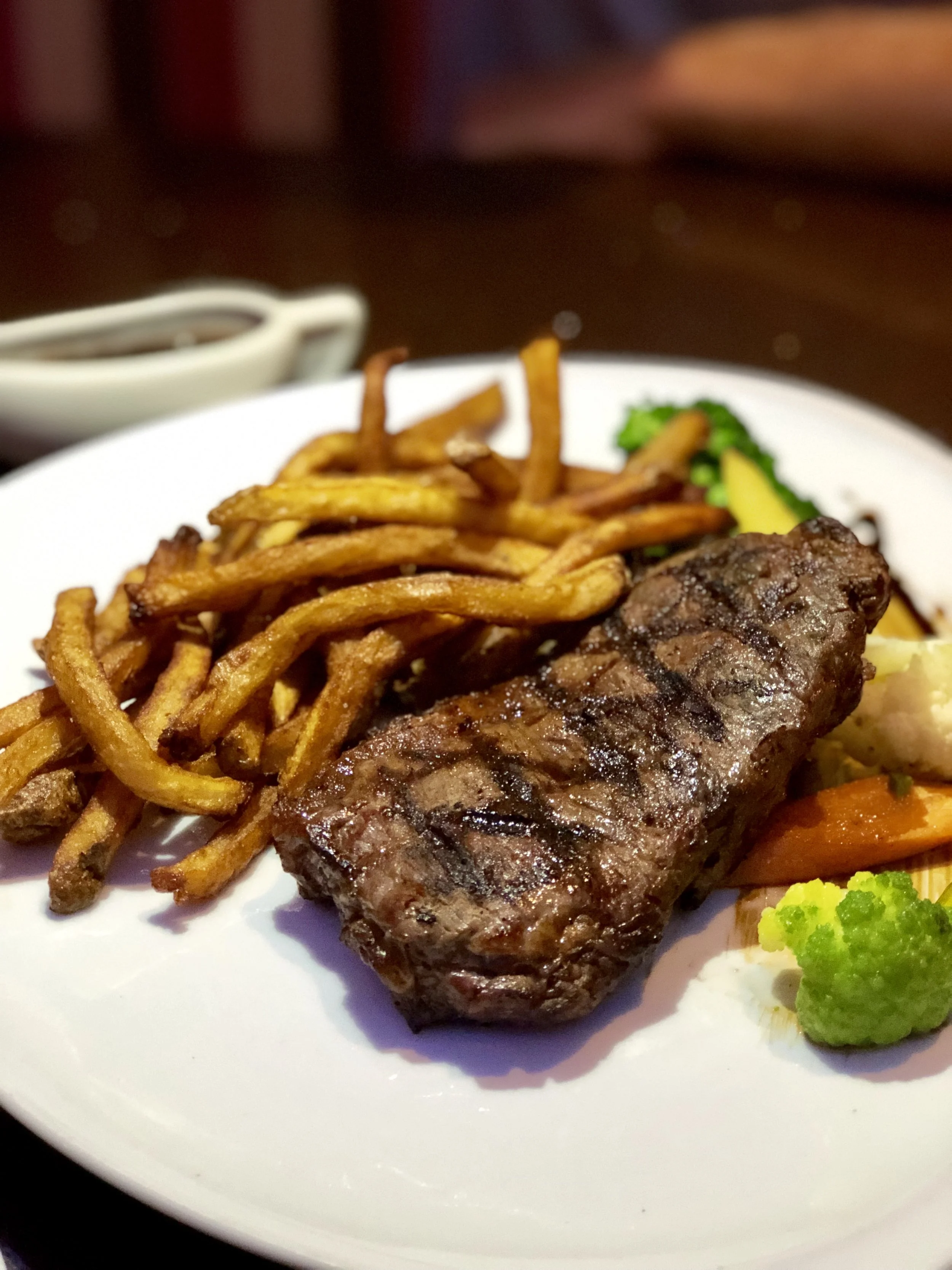 Sailing Life Day 327: Fancy Dinner at La Cava Restaurant in Hilton Ponce Hotel