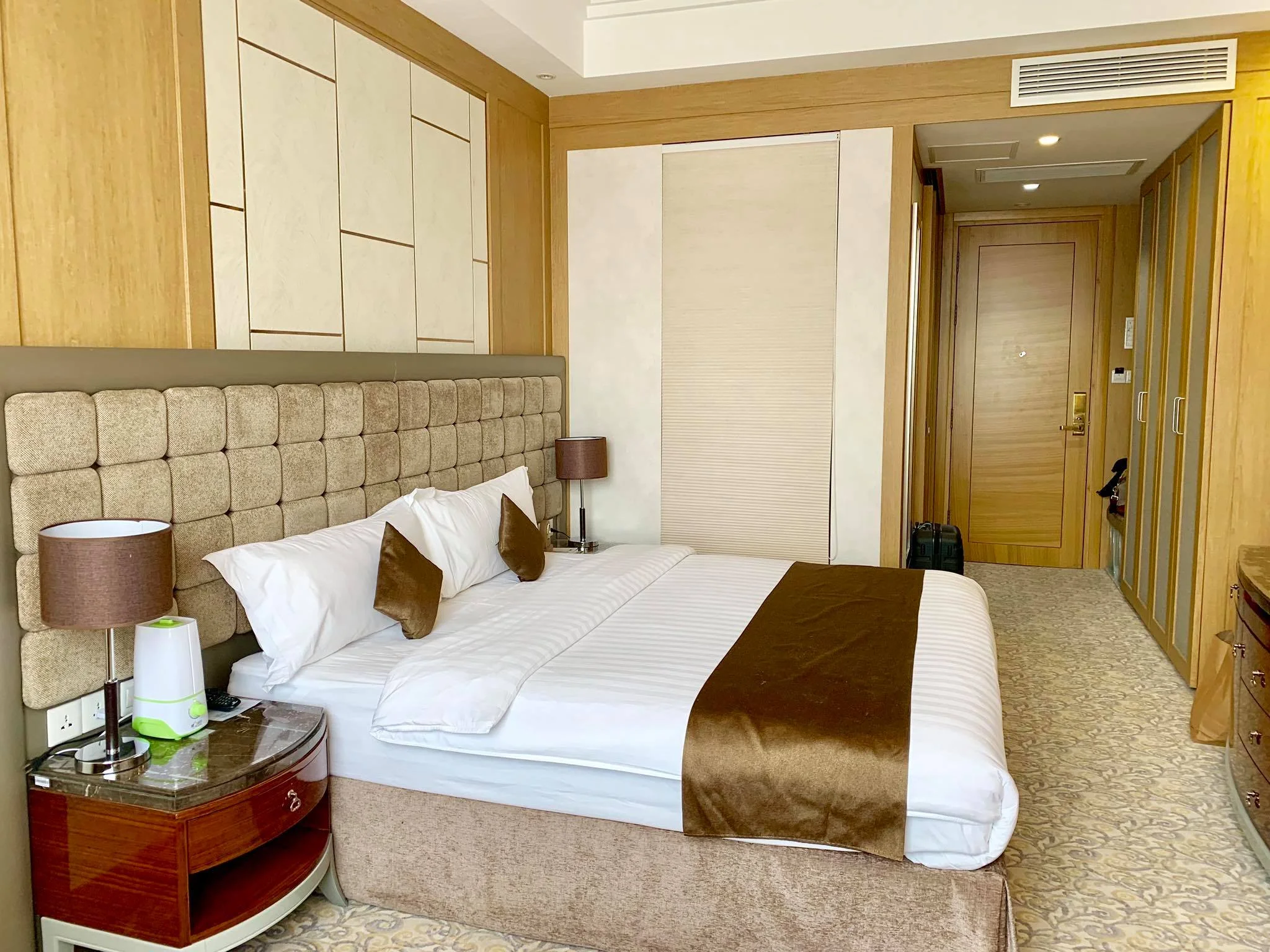 Kach Solo Travels in 2019 Capital of Ulaanbaatar15.jpg