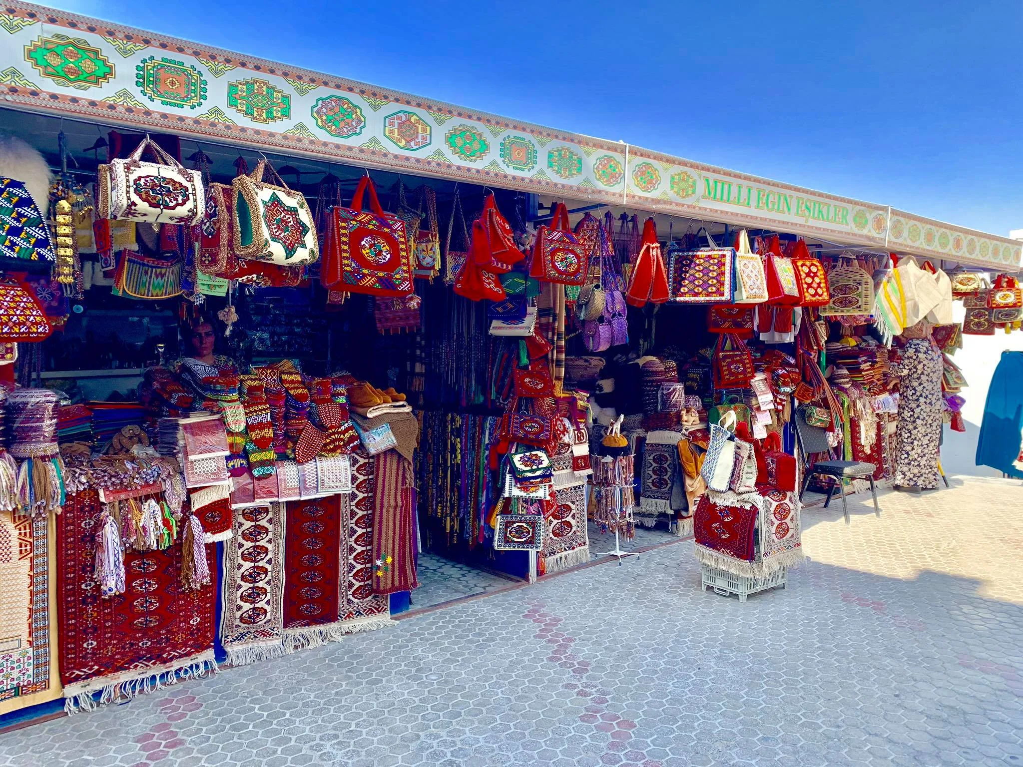 Kach Solo Travels in 2019 Quick tour around the capital, Ashgabat14.jpg