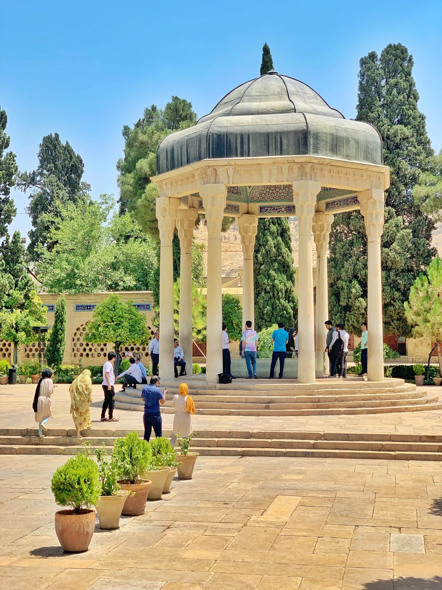 Kach Solo Travels in 2019 Full day tour of Shiraz7.jpg