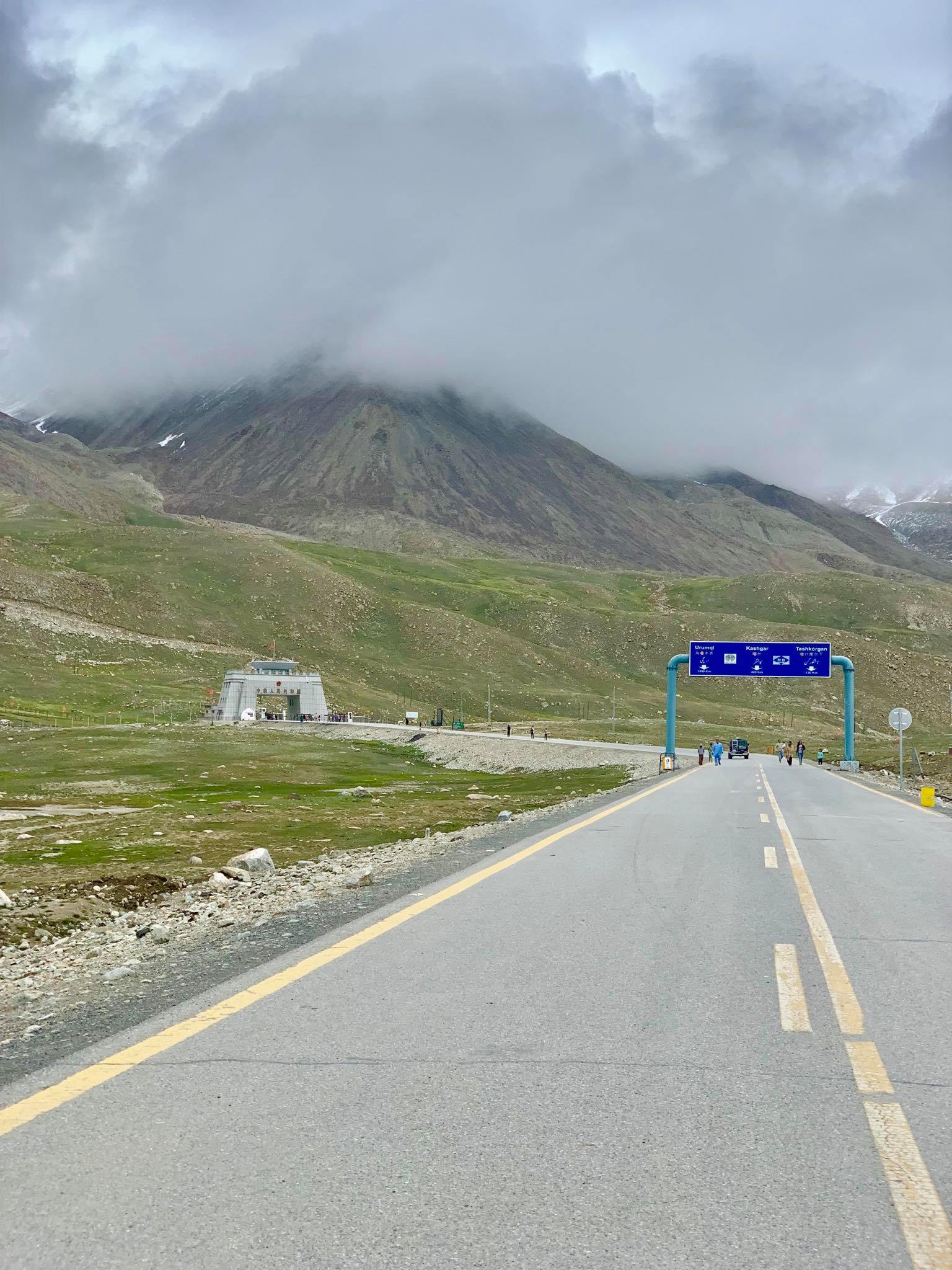 Kach Solo Travels in 2019 Driving in North Hunza Valley to Khunjerab Pass27.jpg