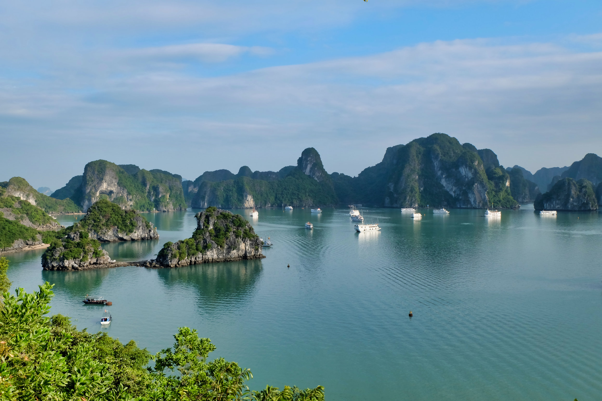 Travel Guide to Vietnam - 10 Best Things to do in Halong Bay, Vietnam