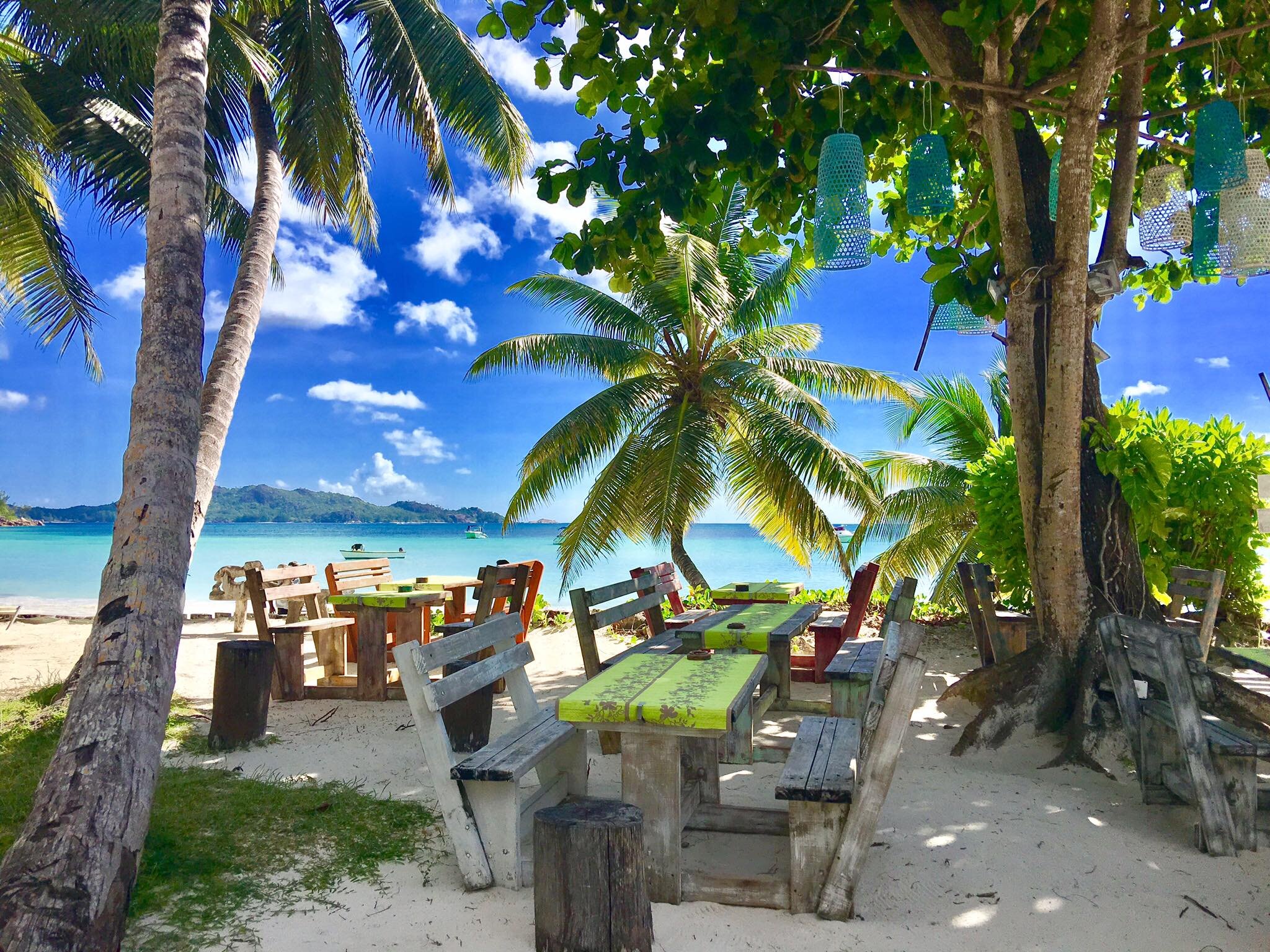 Beautiful place in Praslin, Seychelles1.jpg