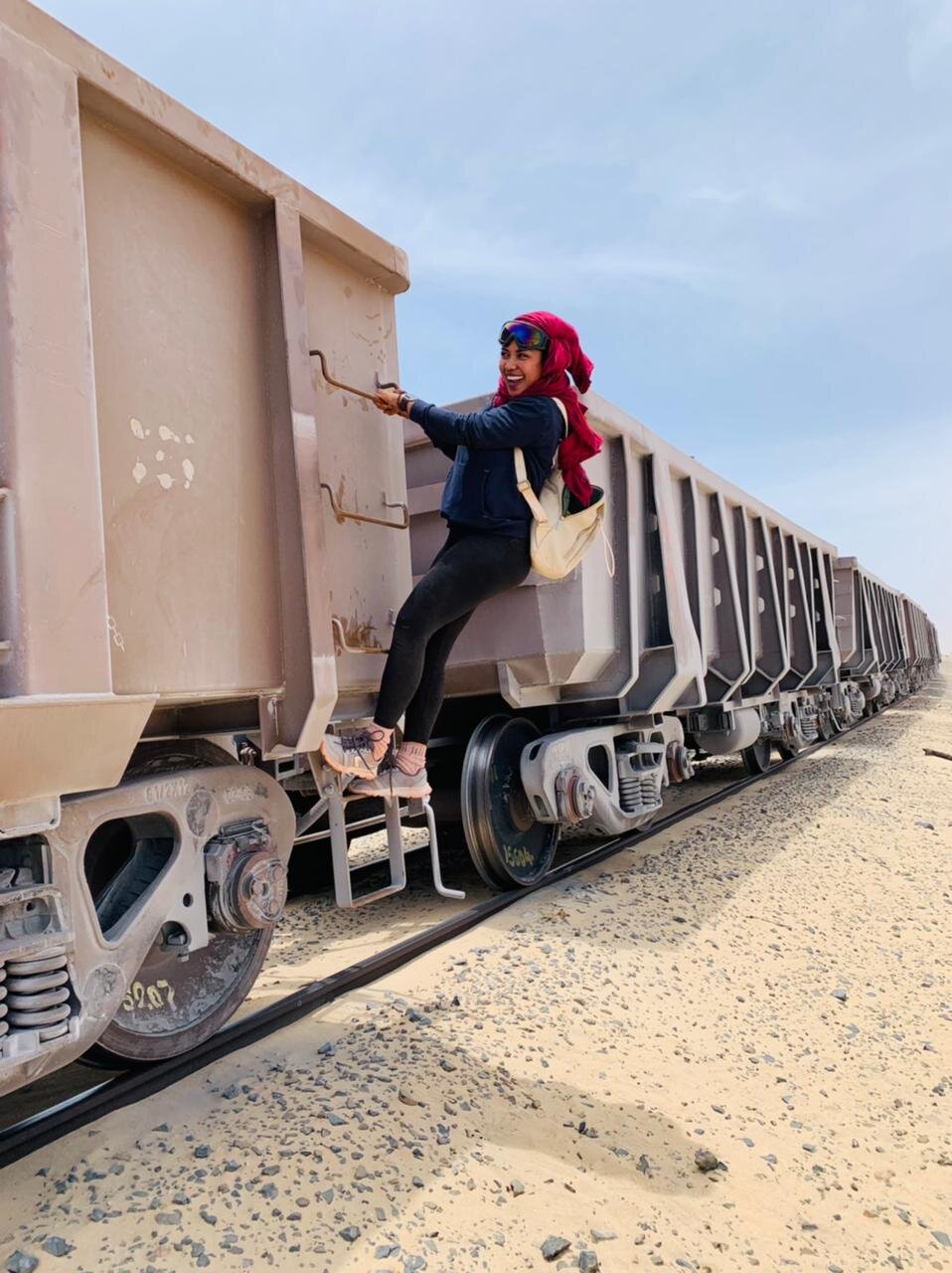 Kach在2021年乘坐世界上最长的货运列车“铁矿石列车”独自旅行