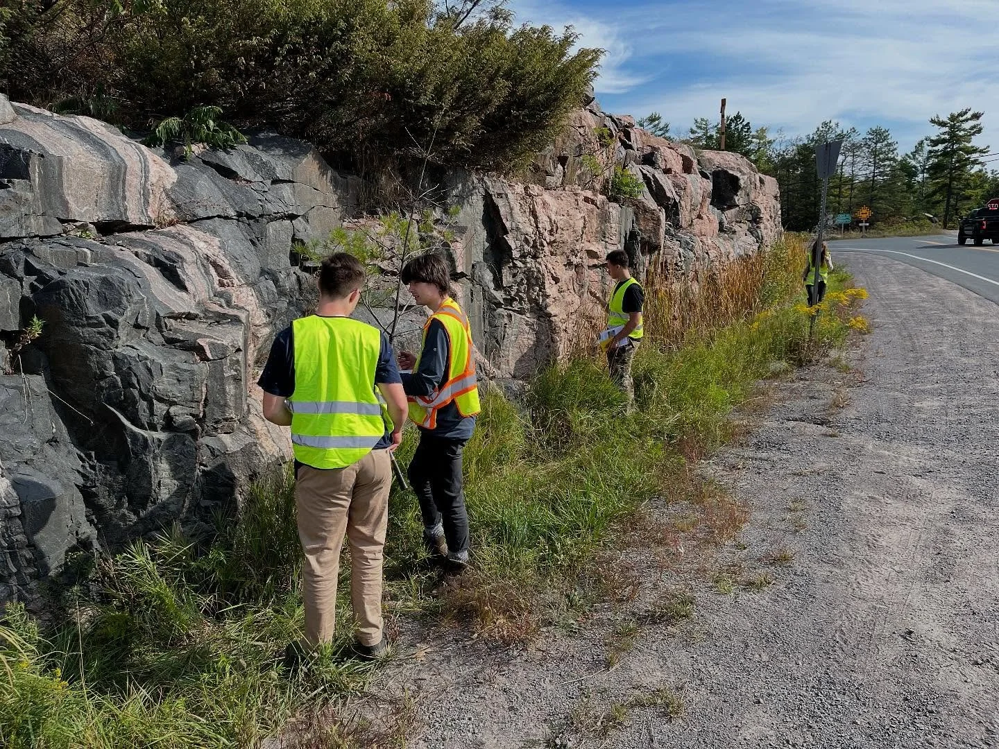 An outstanding field day for EGEO3003 around Bancroft, Canada&rsquo;s Mineral Capital! Students learnt about the complex geologic history of the region, formed during the formation of the supercontinent Rodinia. The class saw outcrops of migmatite, s