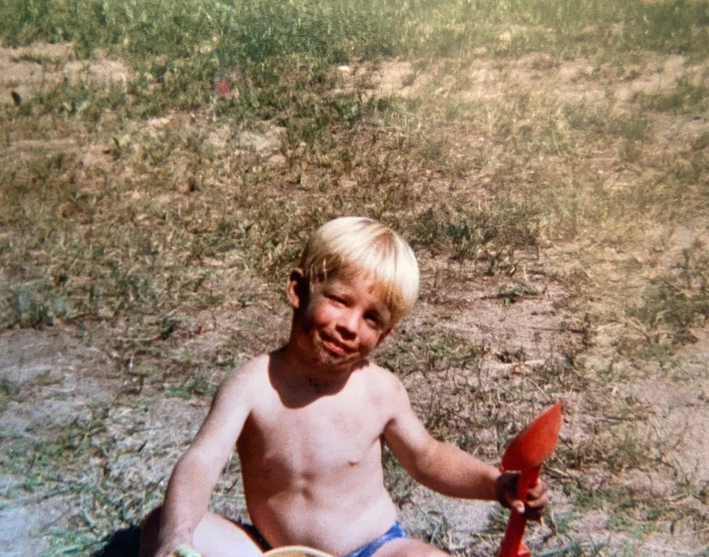 I don&rsquo;t think my parents thought I&rsquo;d make a career out of playing in the dirt! #80schild #mud #dirt #fieldwork #geology #geoscience #growingup