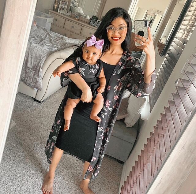 Aiyla&rsquo;s always been a mommy&rsquo;s girl, but after this quarantine and only seeing my face and this house for weeks - I have a feeling she&rsquo;s going to have some serious attachment issues 😙❤️
&bull;
On another note, I&rsquo;m still gettin