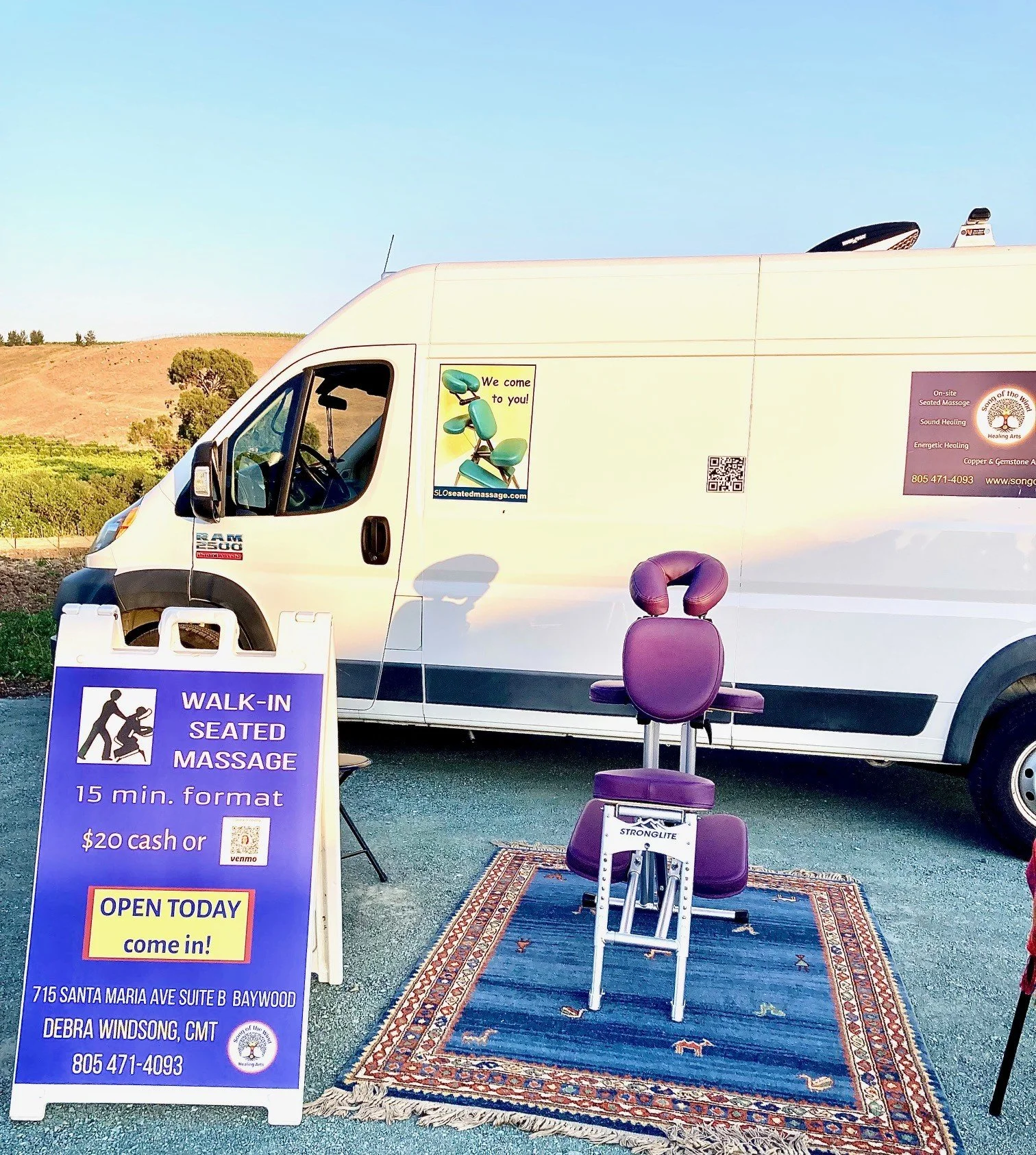 Seated massages Wolff.jpg