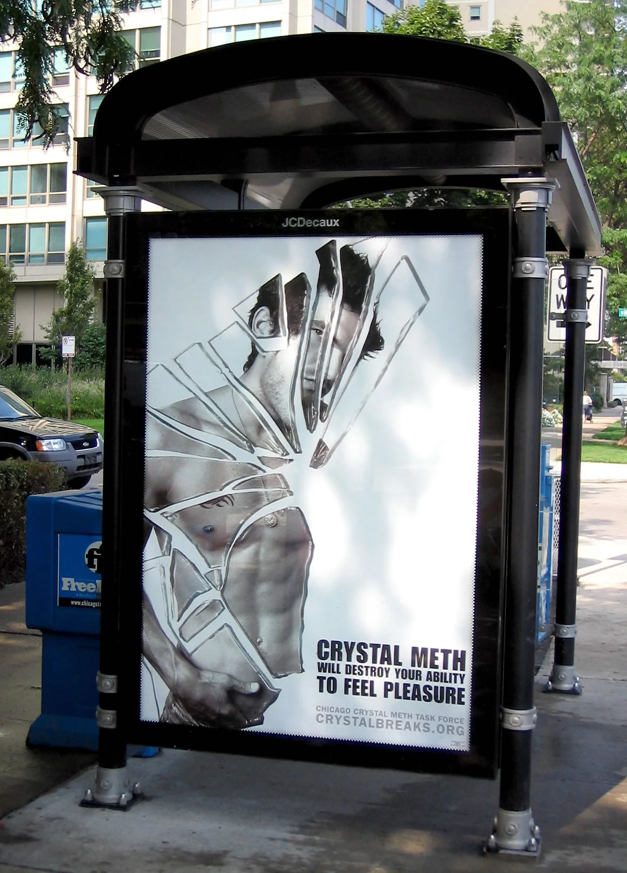 CRYSTAL BREAKS