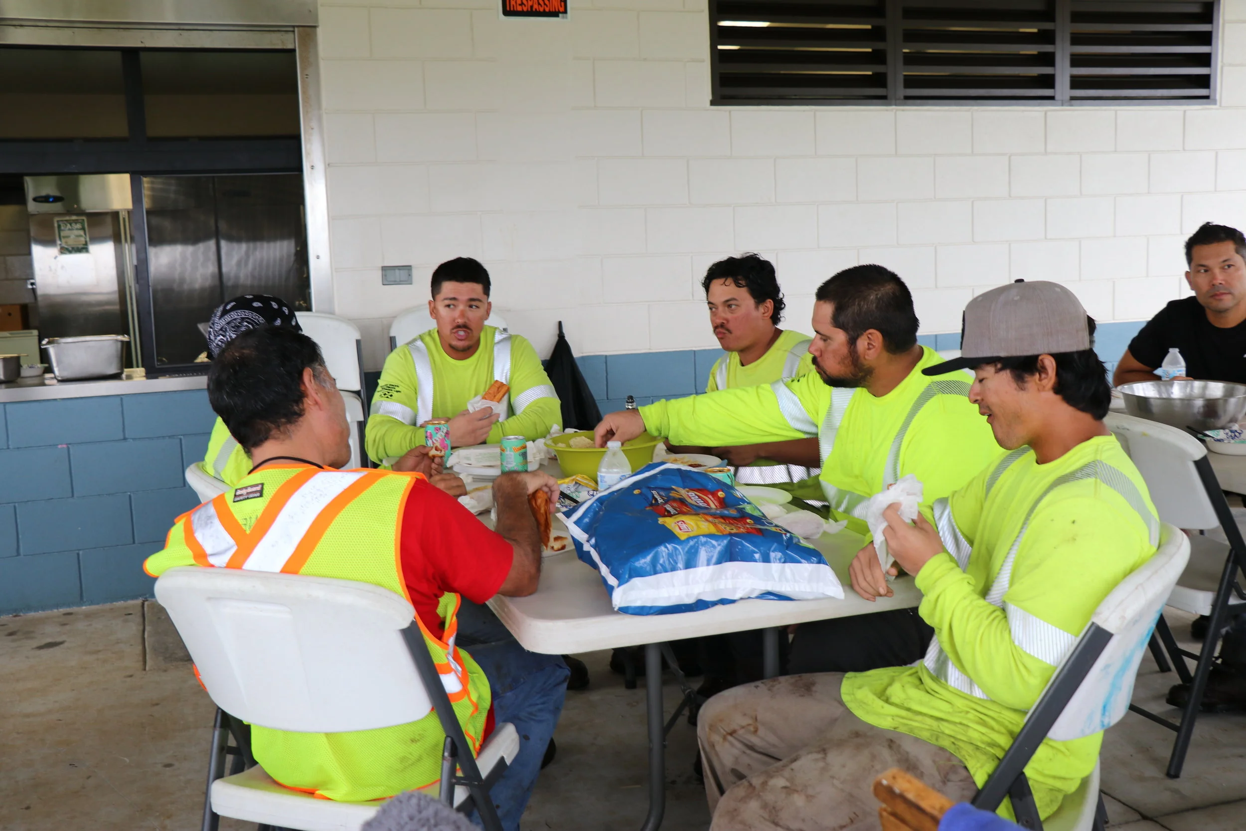 IMG_0766 hungry workers2.JPG