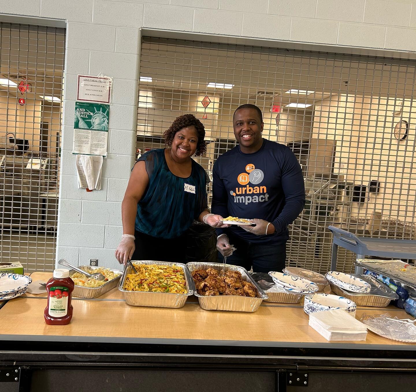 Sending a big thank you to one of our mentors, Natalie Kerr, who donated dinner last night to our Primetime program❤️ The kids loved it!!

#urbanimpactct #nonprofit #volunteer #mentor #tutor #community #fun #love