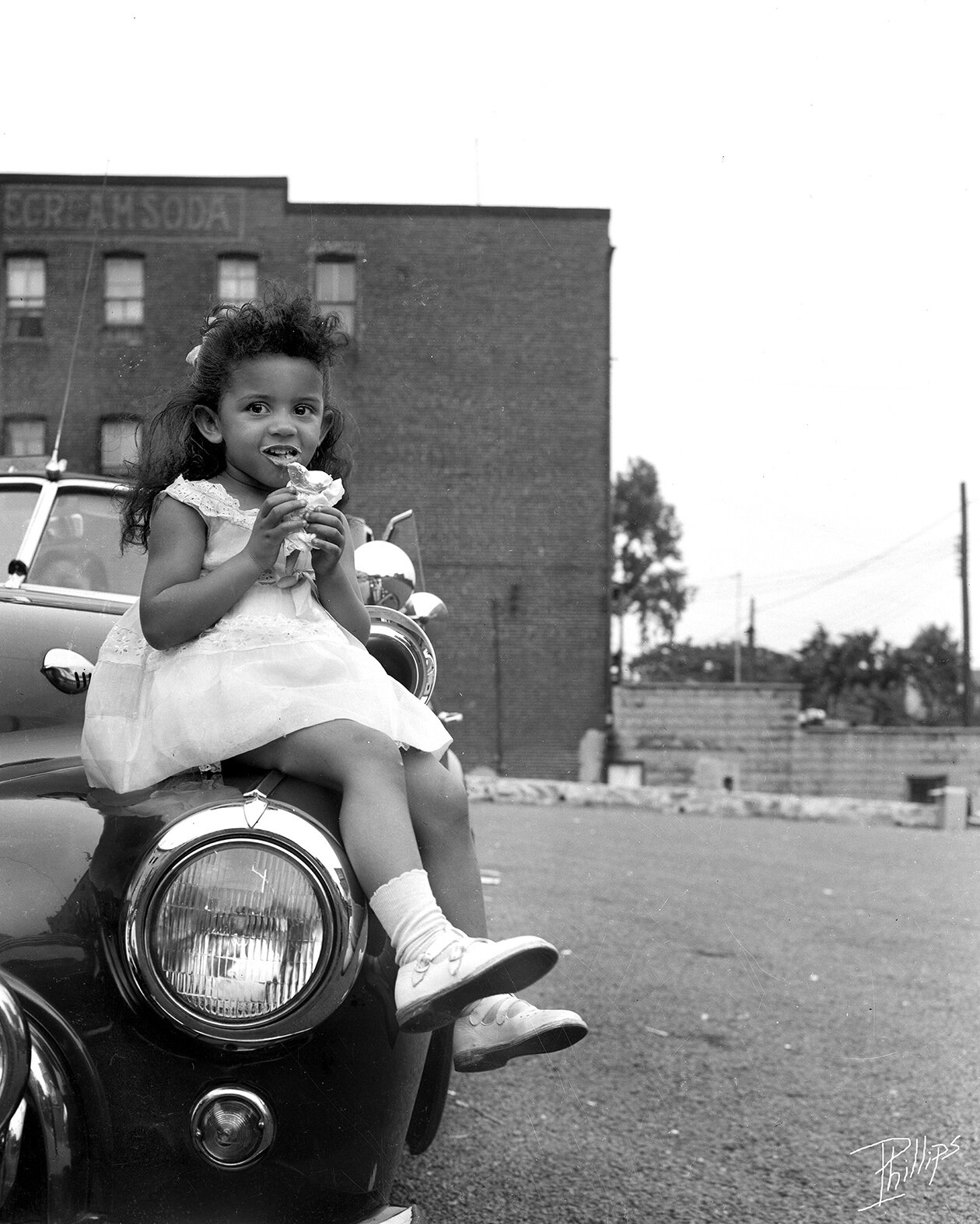 IIhenryphillipsSr2392 ice cream  copy web Version .jpg