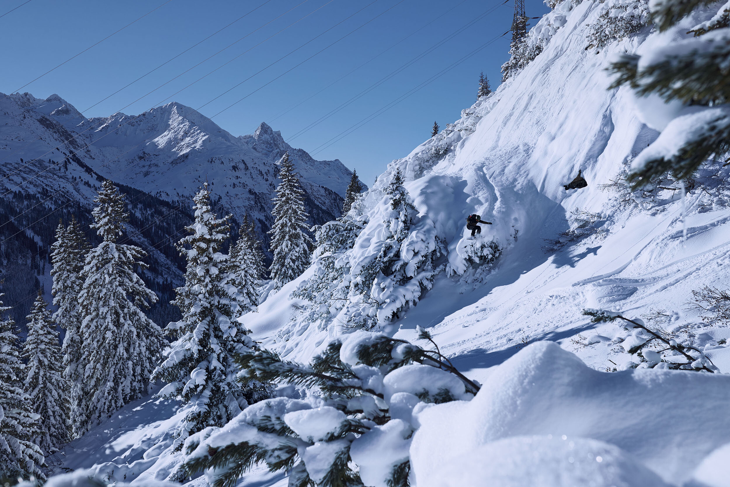 Buff_AW19-20_Alps_03648.jpg