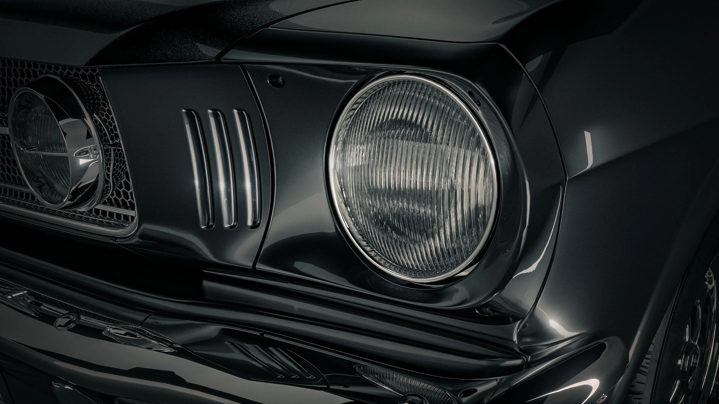 ACES_Mustang_Light_Detail.jpg