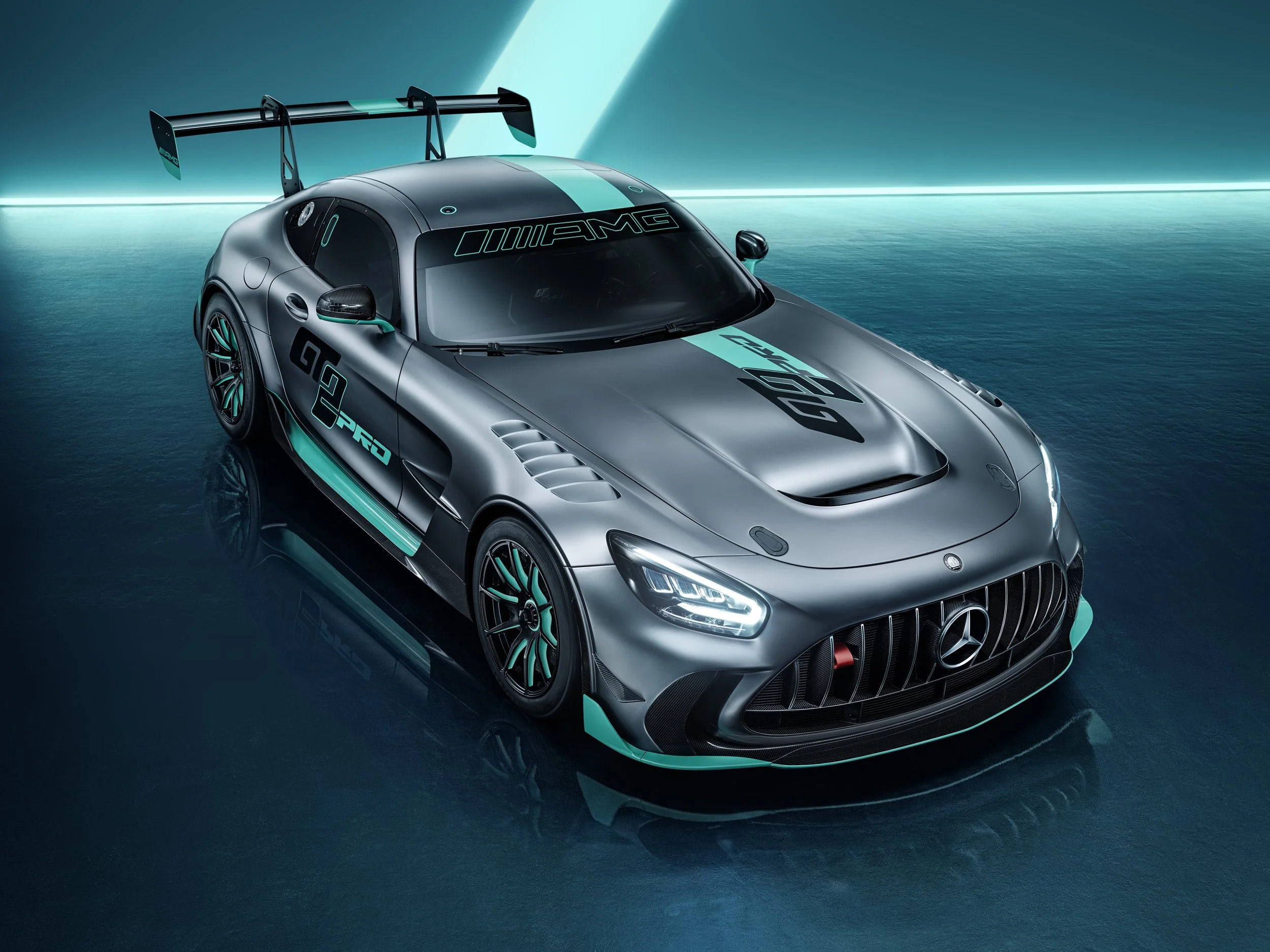 Mercedes_AMG_GT2_Pro_09.jpg