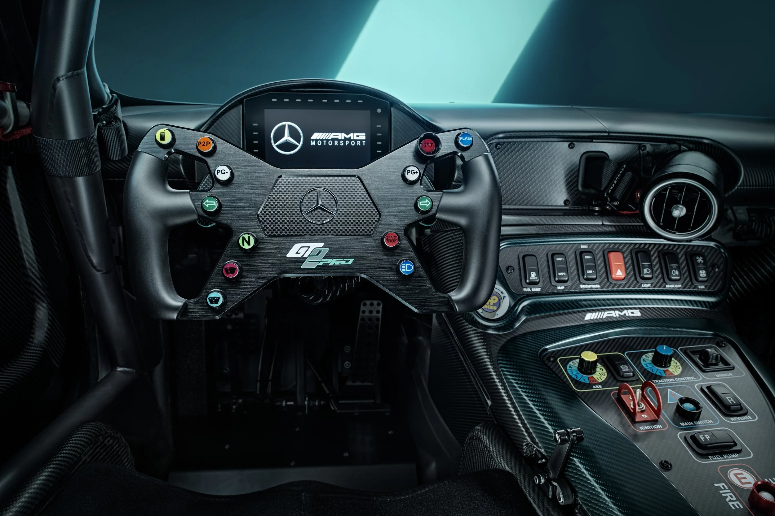 Mercedes_AMG_GT2_Pro_15.jpg