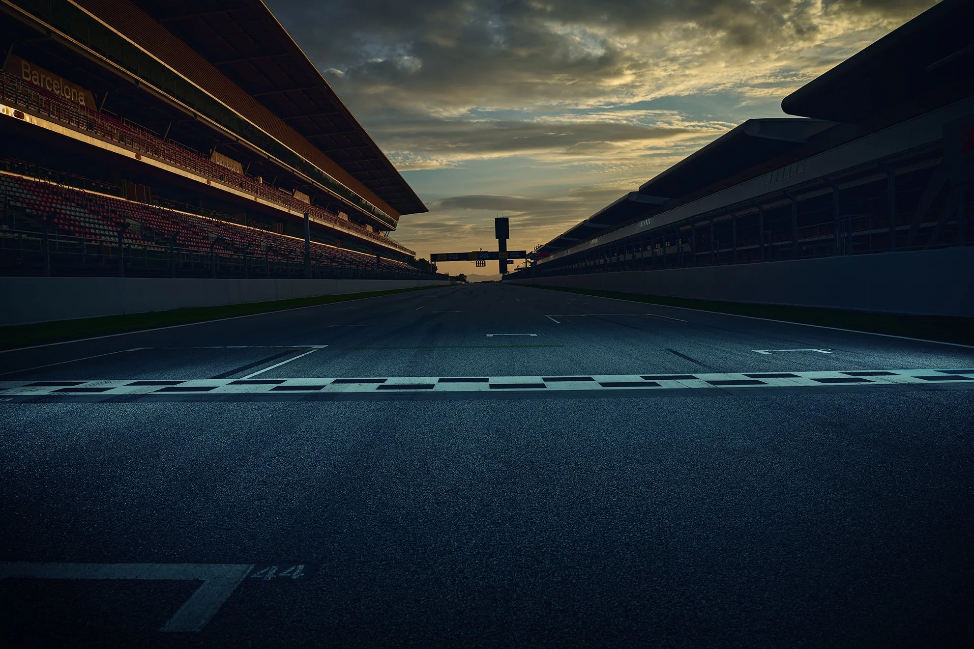 RACETRACK AND MOOD_11883.jpg