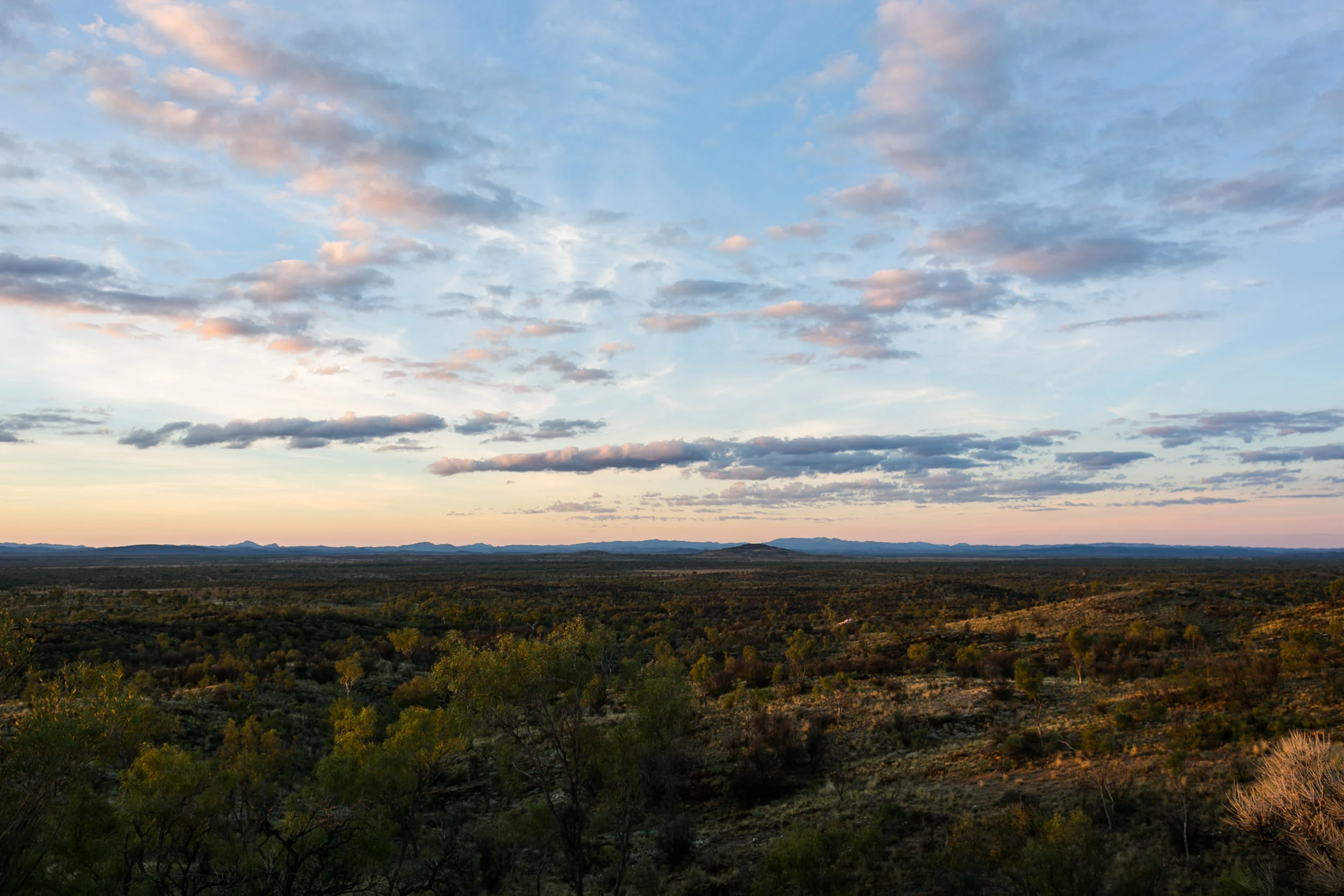 004_Australian Portrait Photographer captures outback life in Central Australia.jpg