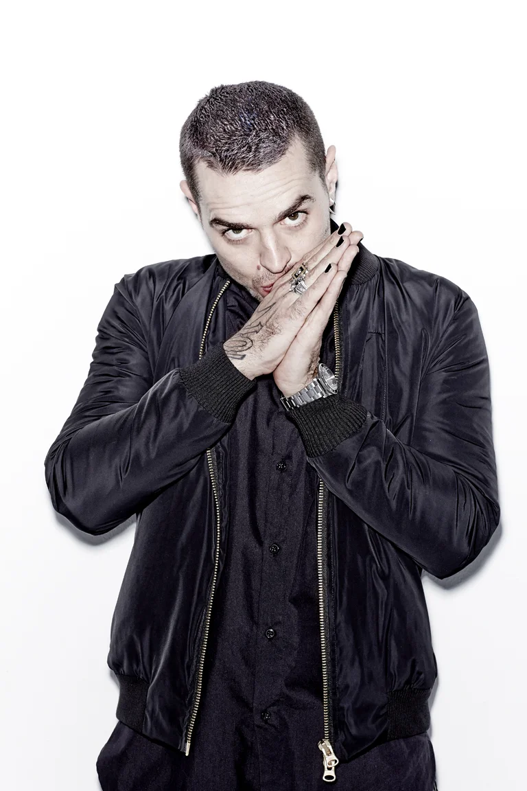 McBUSTED, MATT WILLIS