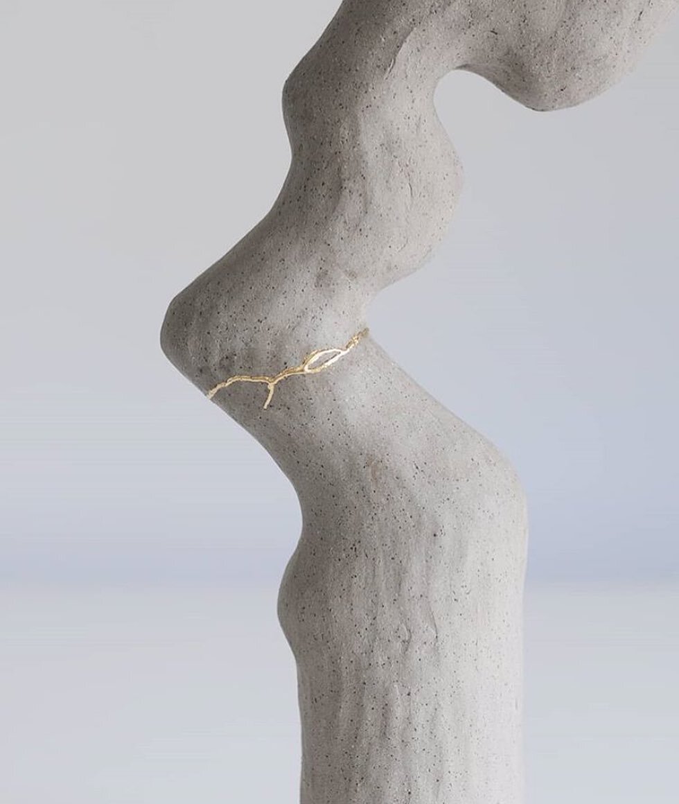 Ceramic pieces are rich and wonderful. @kerryn.levy.ceramics shared this, and its journey struck me. The gold lines are symbolic of fragility and fracture, yet pure value. Breaking along the journey from Onishi, Japan to Adelaide, this piece finally 