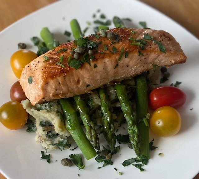 Salmon w Irish Mashed Potatoes 2.jpg