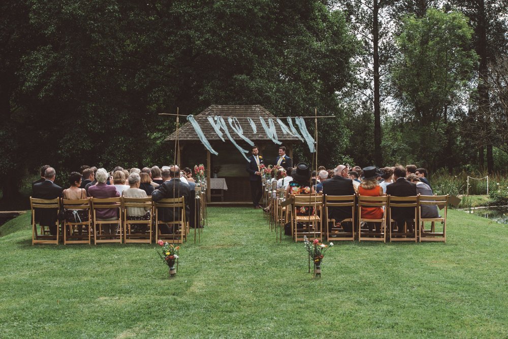 Bittenham-Springs-Outdoor-ceremony-wedding-photography-11.jpg