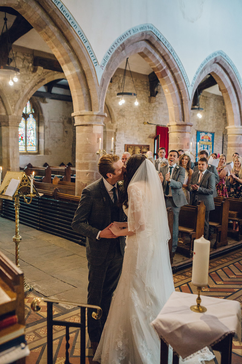 Claire_Basiuk_Shireburn_Arms_Wedding_Photography_-17.jpg