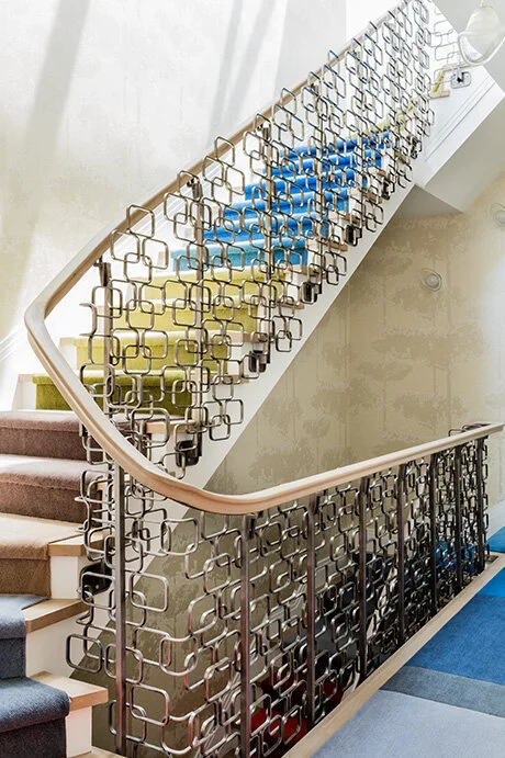  Custom Carpet for Back Bay Townhouse.    Designed by: D’Aquino Monaco Inc.    Photography: Michael J. Lee 