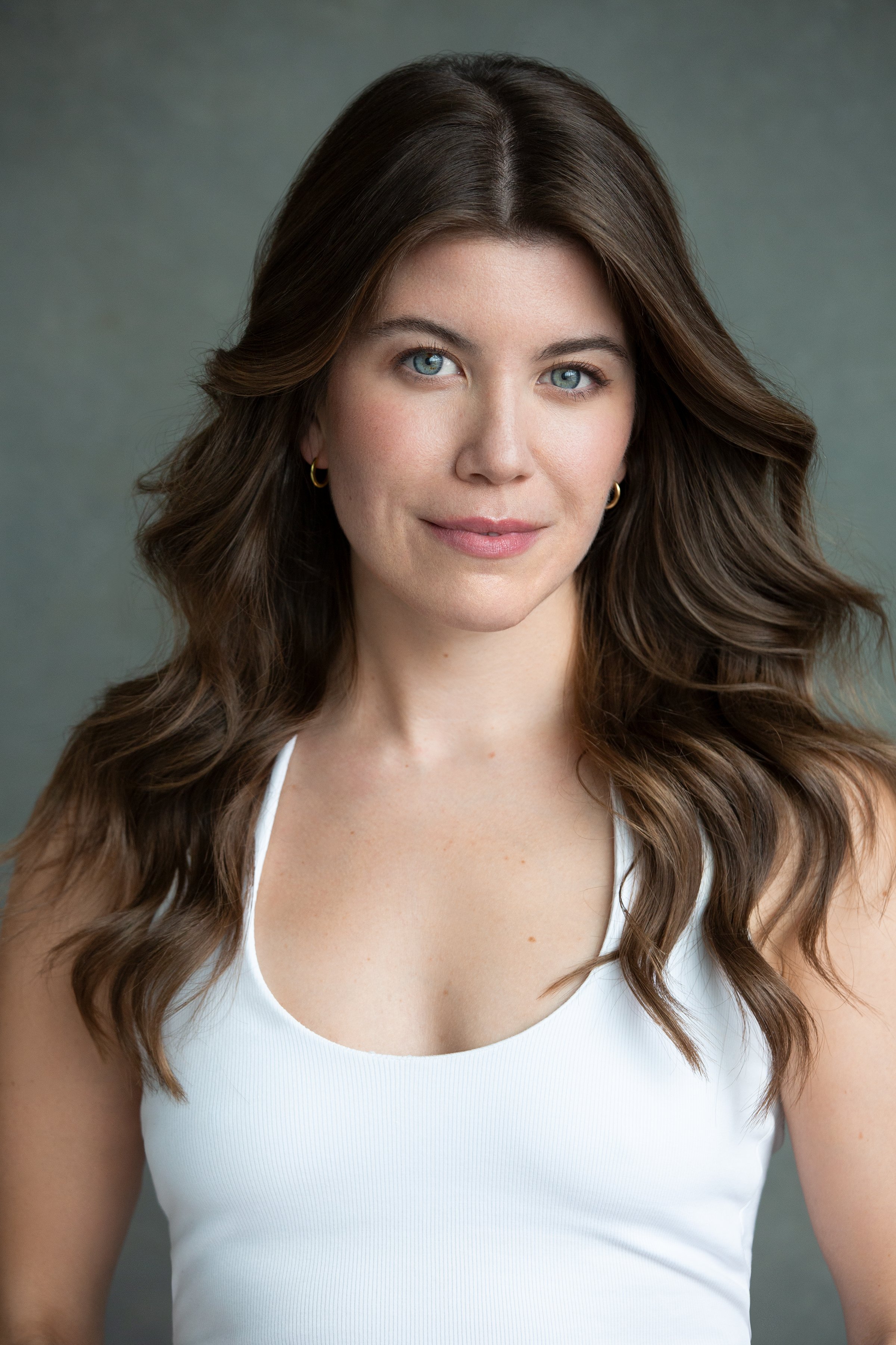 Sydney MacKenzie Headshot #2.jpg
