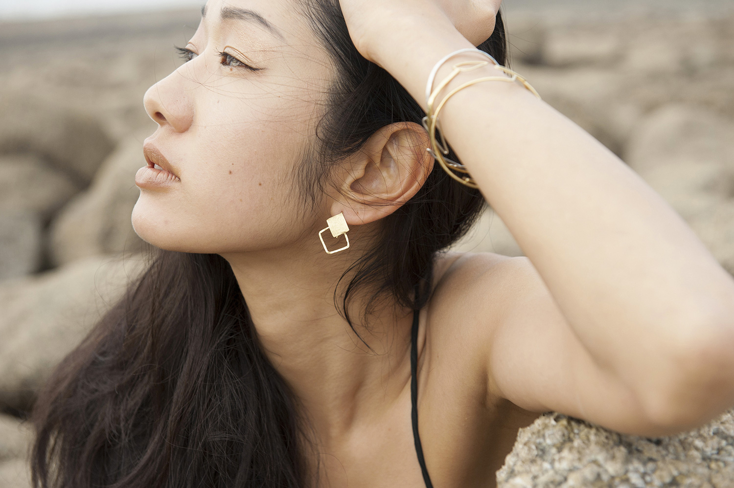 Magali-Paris-Earrings-geometric-pattern-vermeil-gold-peaks