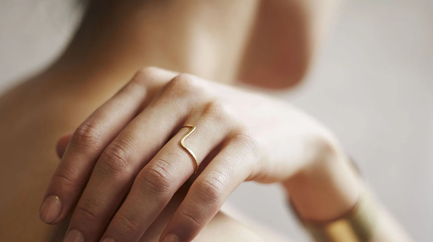 bague-fine-modulable-Josef-Hoffmann-Magali-Paris-Bijoux-atelier-design-art-deco-inspiration