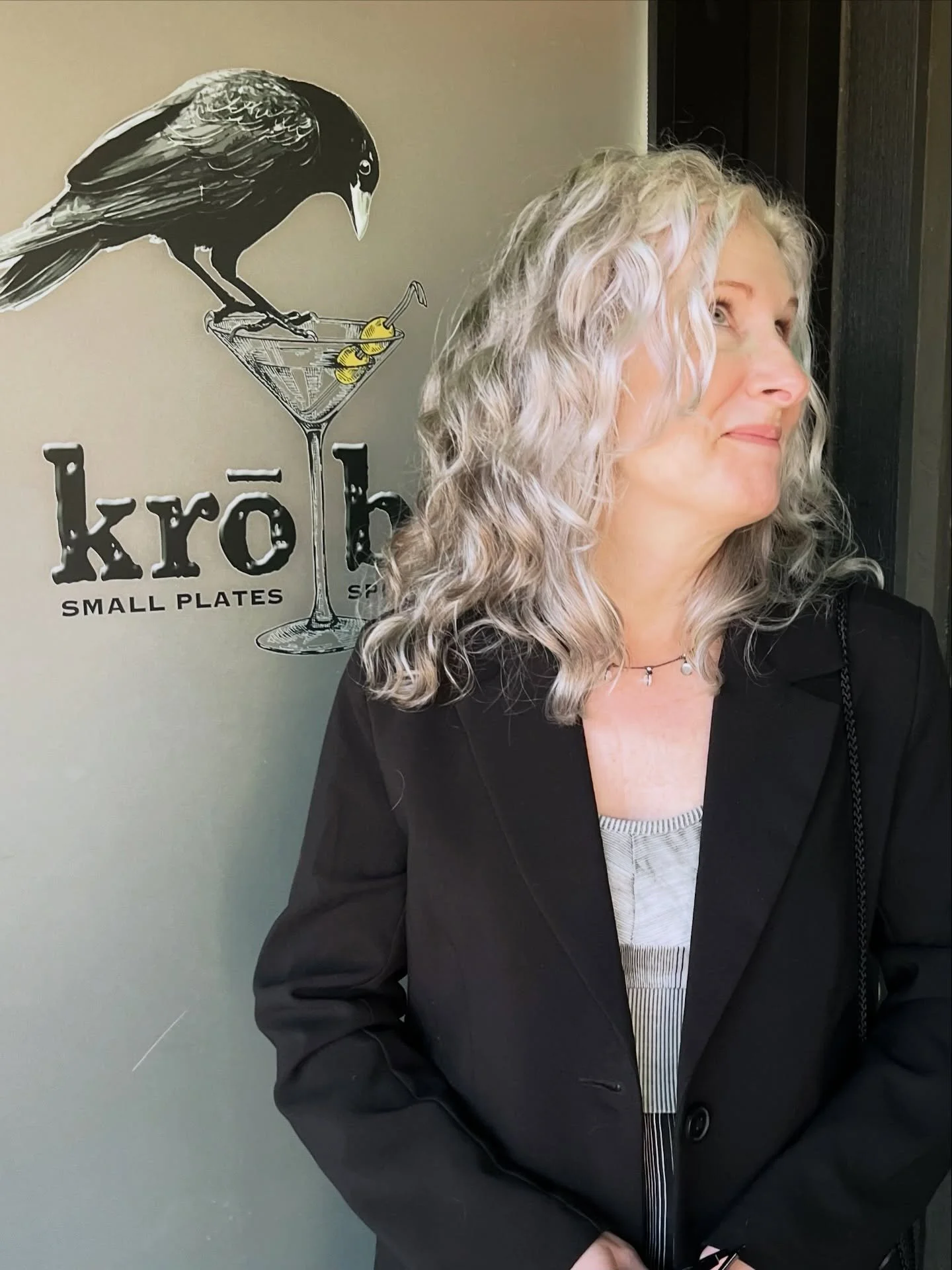 Last night&rsquo;s birthday dinner at one of my favorite spots 🥳🎉🎂♈️

#sharonlynnfisherauthor #fantasyauthorsofinstagram #cocktailhours #lifeafter50 #witchyvibes🔮