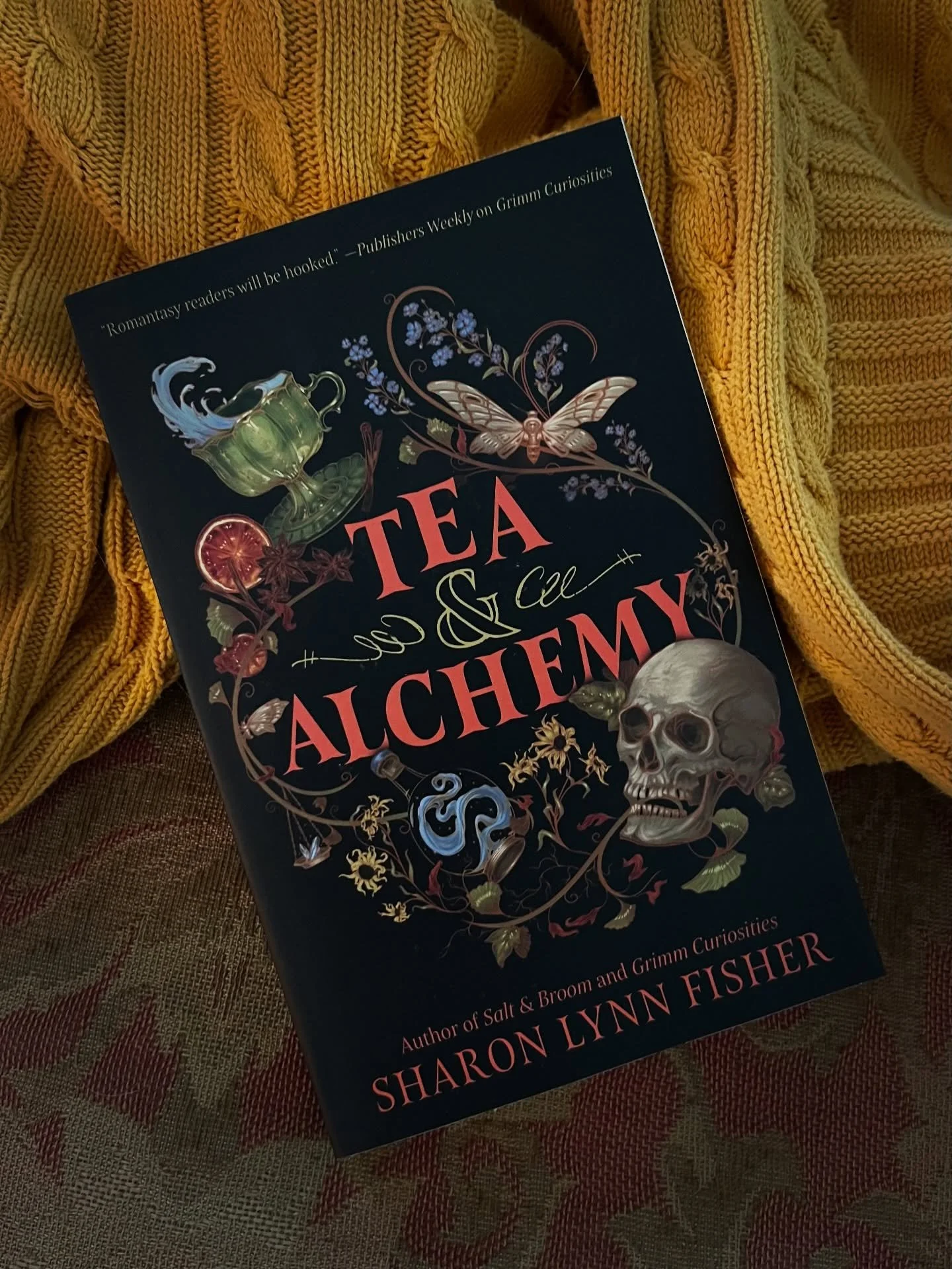 🔔 I wanted to let you know that Tea &amp; Alchemy is having its first sale right now. The ebook is $2.49 in the US this month. Tea &amp; Alchemy has been a No. 1 bestseller in several categories, including historical fantasy and romantasy ebooks, an
