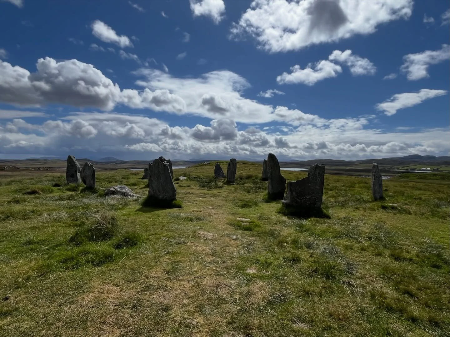 Blessed Beltane under a Flower Moon, y&rsquo;all 🔥🌕🌸 Blessed Samhain in the Southern Hemisphere 👻🎃🧹

Here&rsquo;s a little gallery of photos of stone circles I&rsquo;ve been lucky enough to visit over the years&hellip;

🏴󠁧󠁢󠁳󠁣󠁴󠁿 Callanish